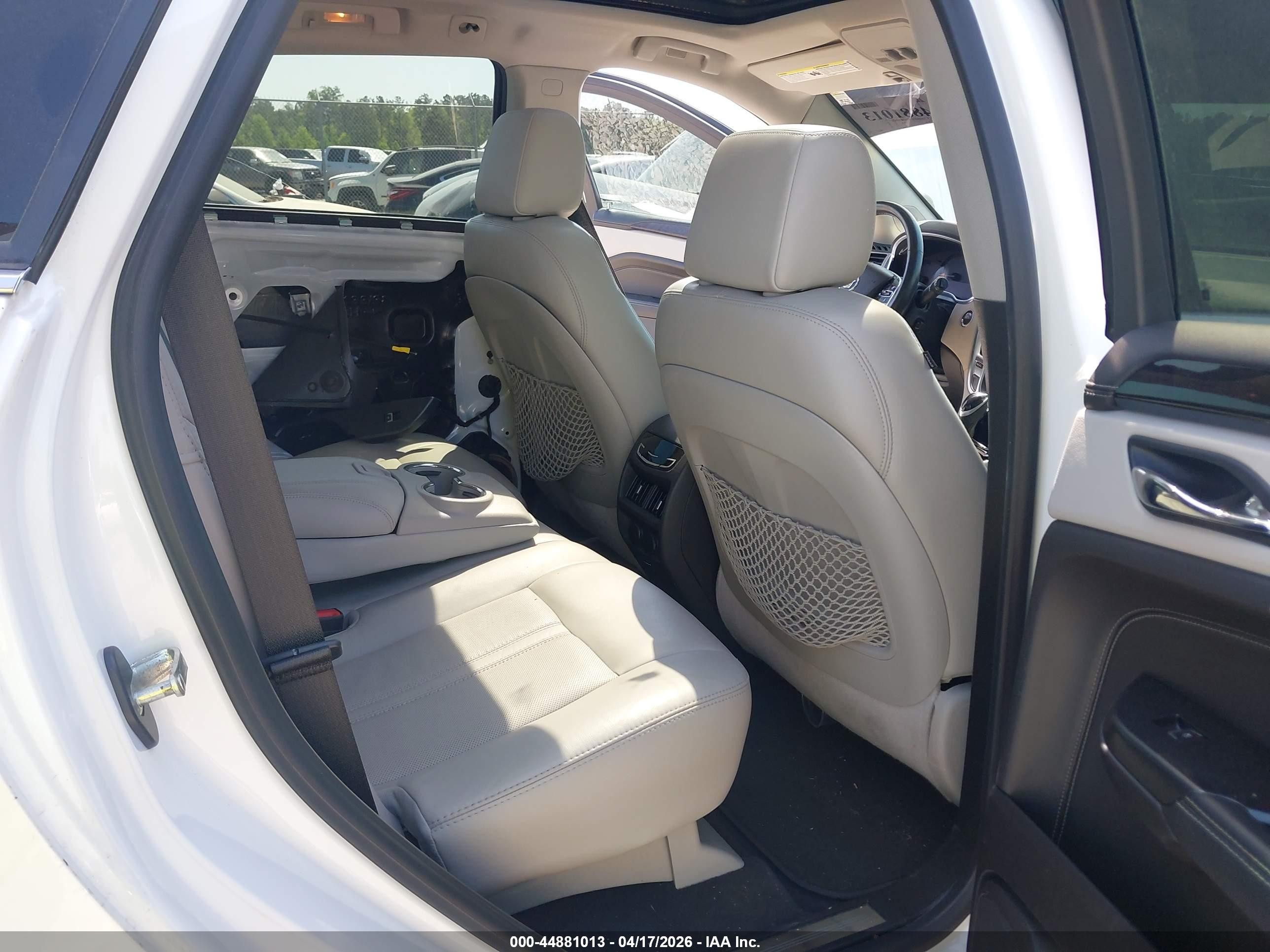 2014 Cadillac Srx Premium Collection White vin: 3GYFNDE31ES663058