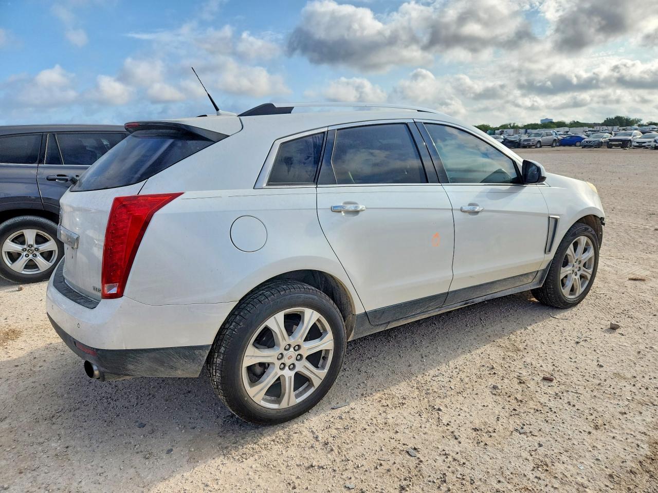 2013 Cadillac Srx Performance Collection White vin: 3GYFNDE33DS655753