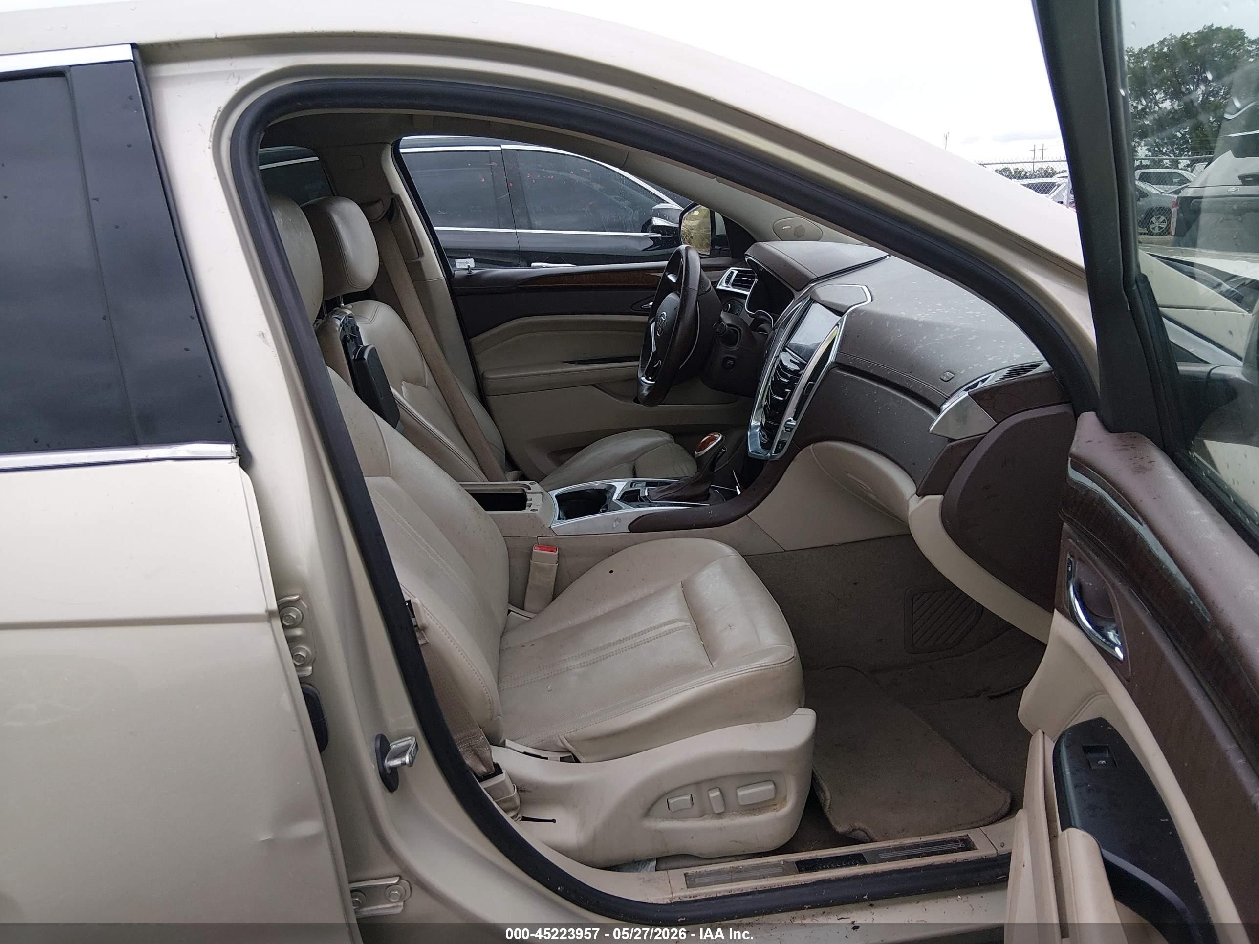 2013 Cadillac Srx Performance Collection Tan vin: 3GYFNDE35DS594938