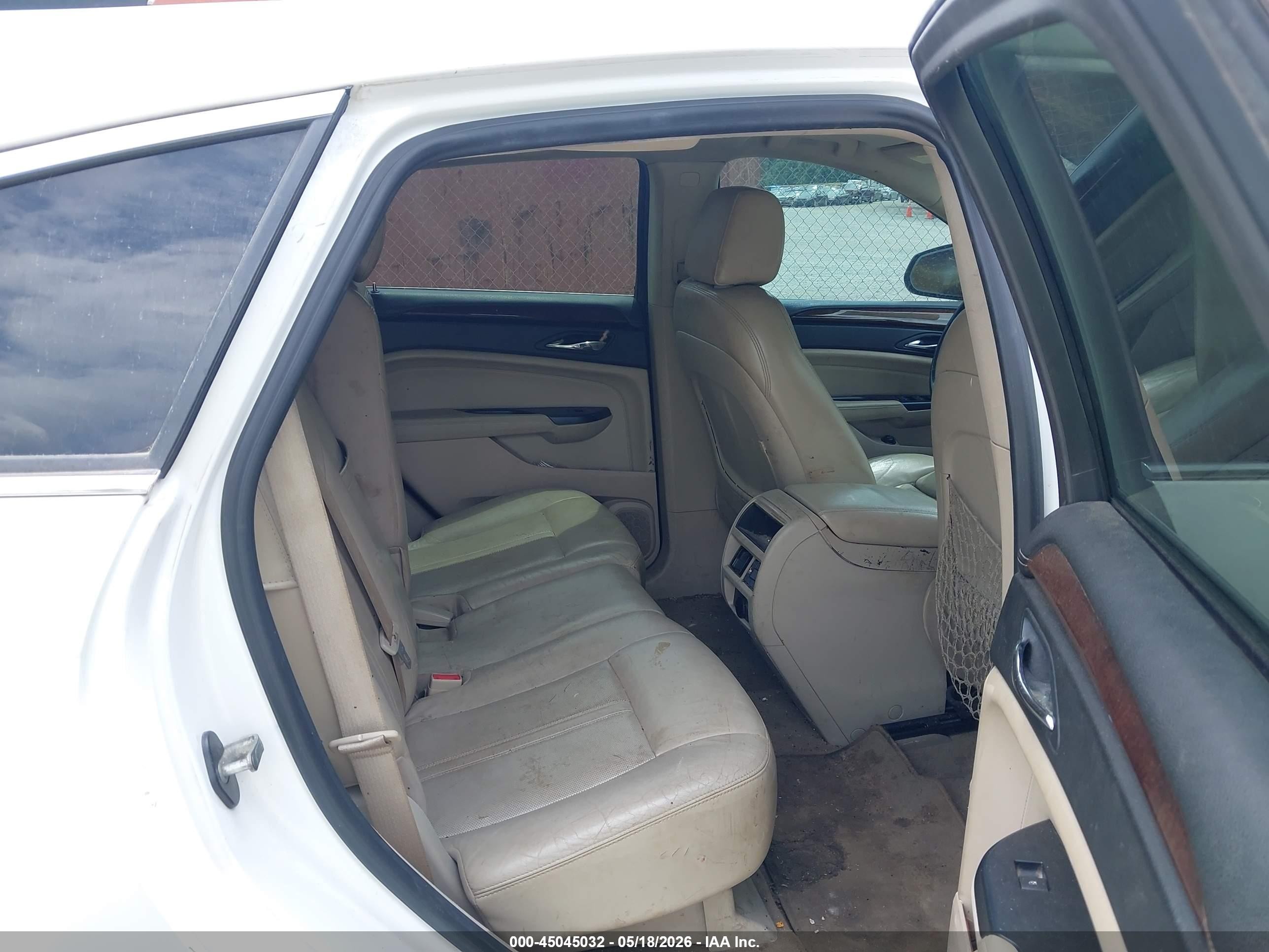 2013 Cadillac Srx Performance Collection White vin: 3GYFNDE35DS635570