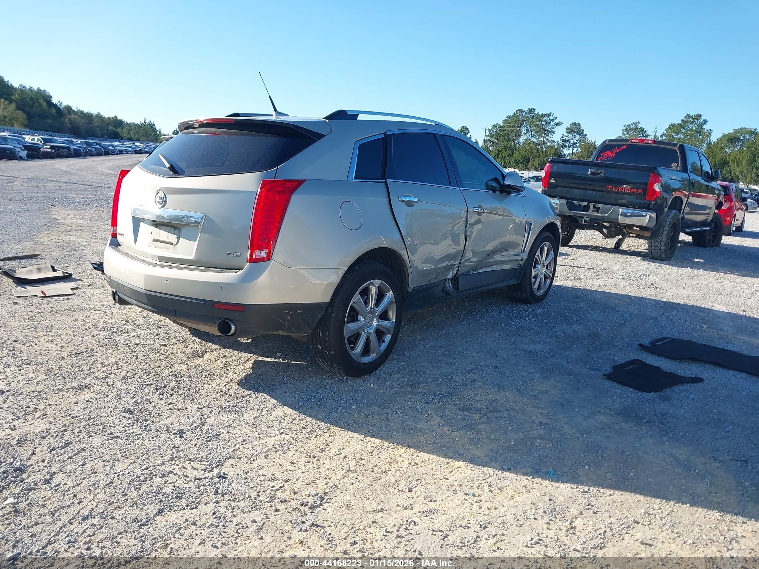 2013 Cadillac Srx Performance Collection Champagne vin: 3GYFNDE38DS601655