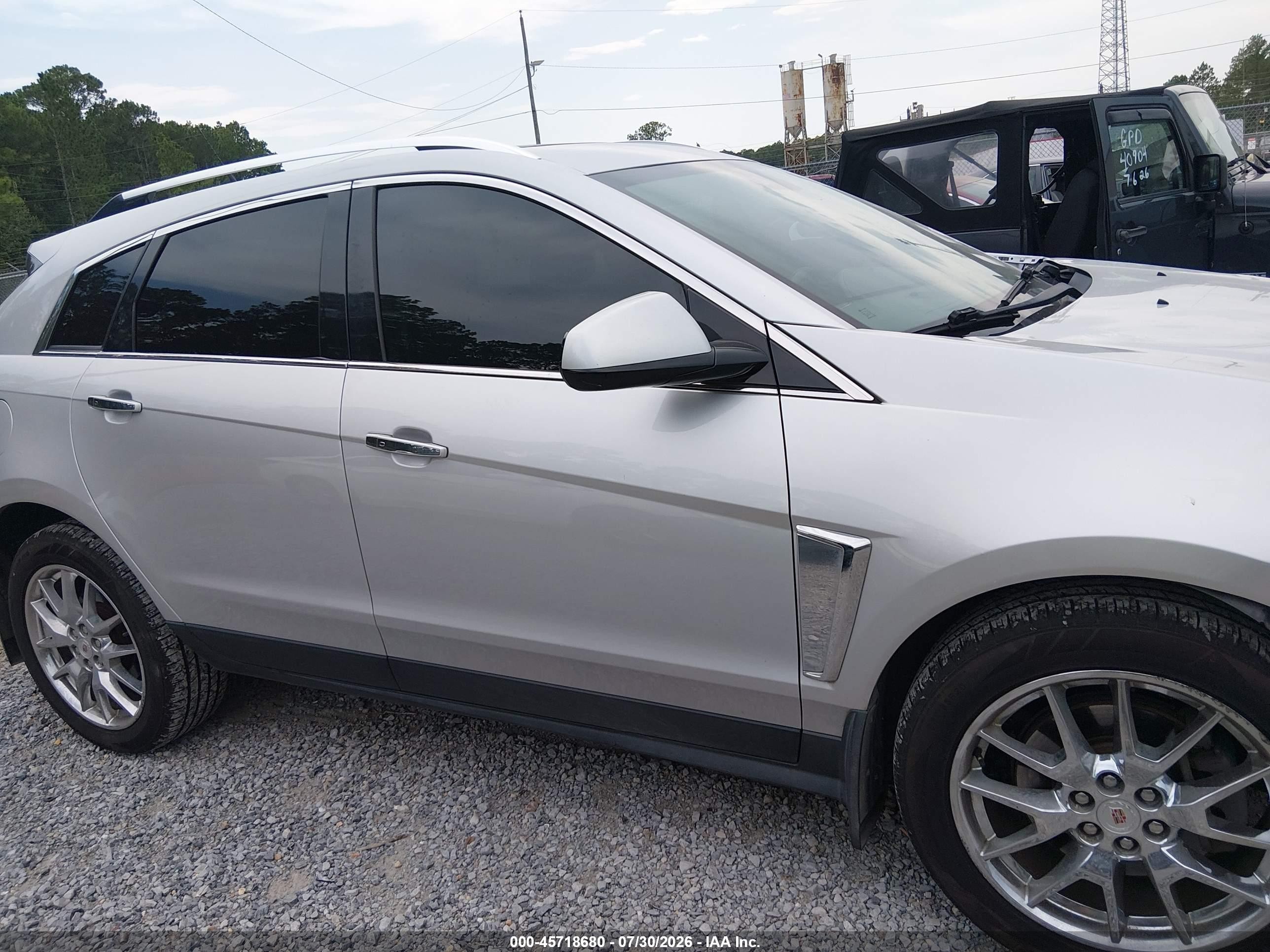 2013 Cadillac Srx Performance Collection Silver vin: 3GYFNDE3XDS508958