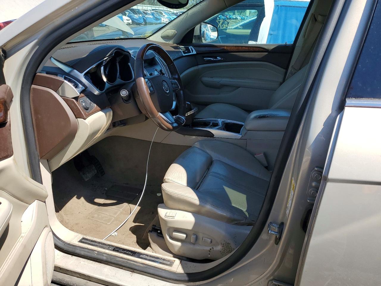 2010 Cadillac Srx Luxury Collection Cream vin: 3GYFNDEY0AS544066