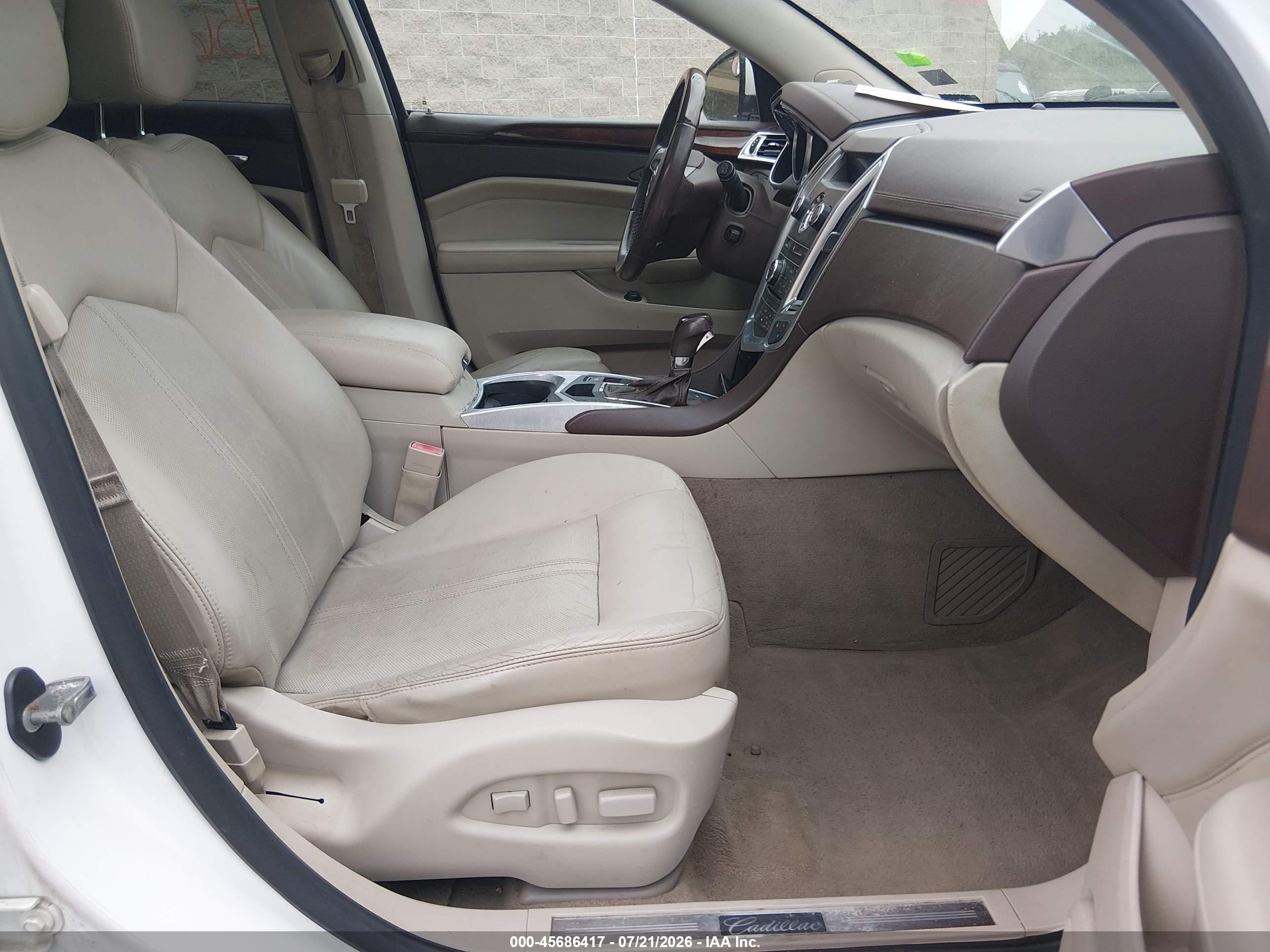 2011 Cadillac Srx Luxury Collection Серебряный vin: 3GYFNDEY4BS556738
