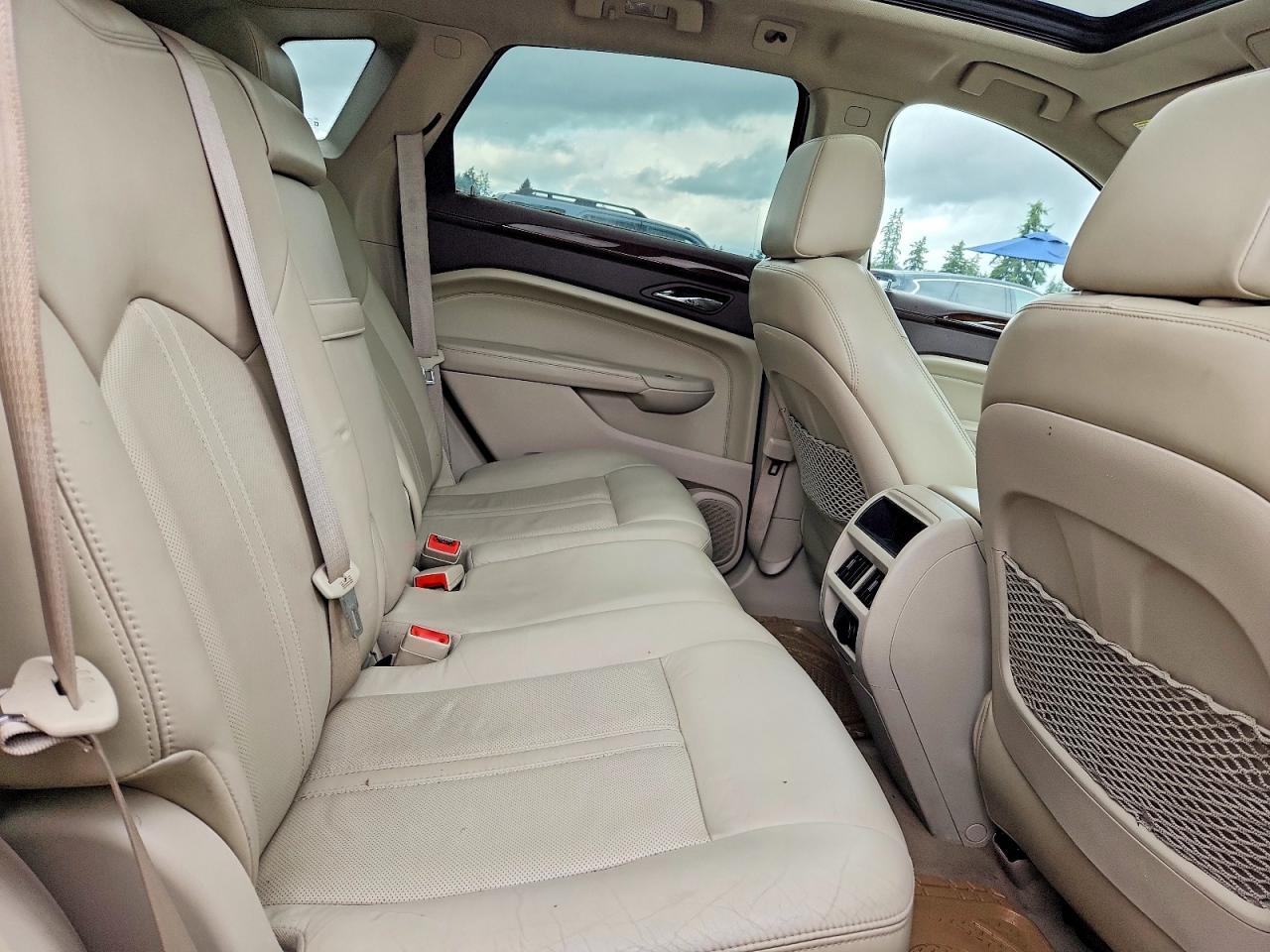 2011 Cadillac Srx Luxury Collection Red vin: 3GYFNDEY4BS571451