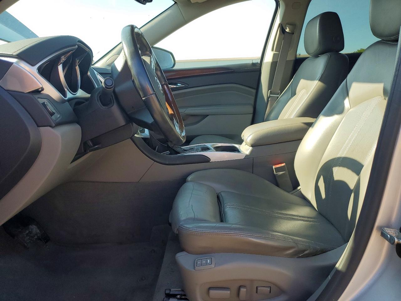 2011 Cadillac Srx Luxury Collection Silver vin: 3GYFNDEY7BS584159
