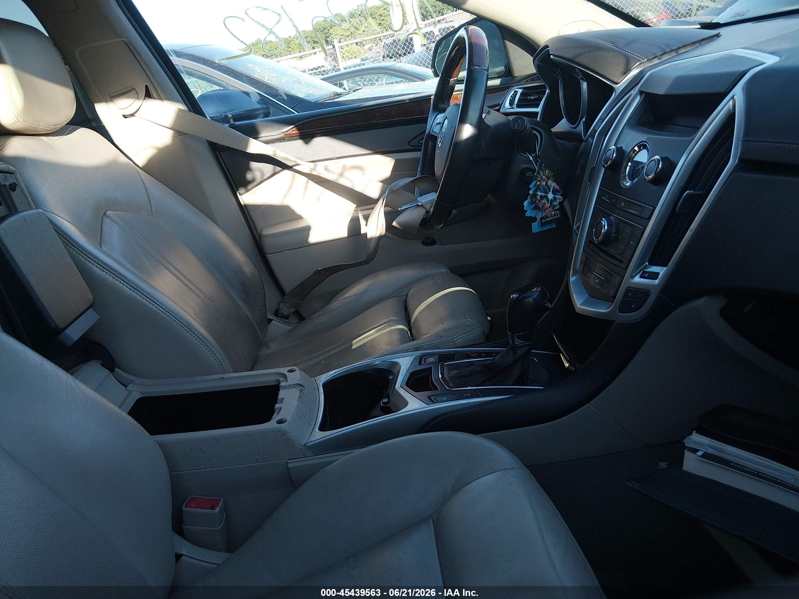2011 Cadillac Srx Luxury Collection Черный vin: 3GYFNDEY7BS649432