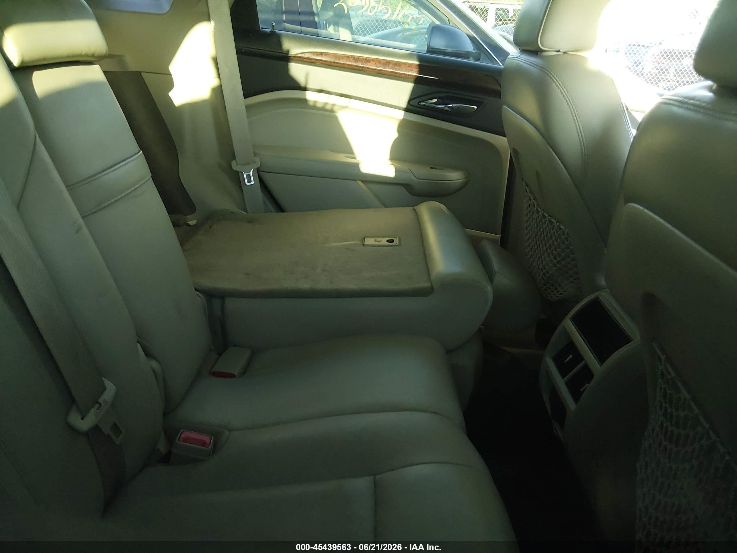 2011 Cadillac Srx Luxury Collection Черный vin: 3GYFNDEY7BS649432