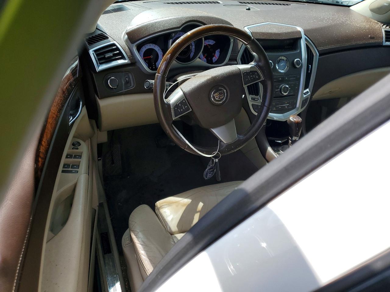 2010 Cadillac Srx Luxury Collection White vin: 3GYFNDEY8AS642472