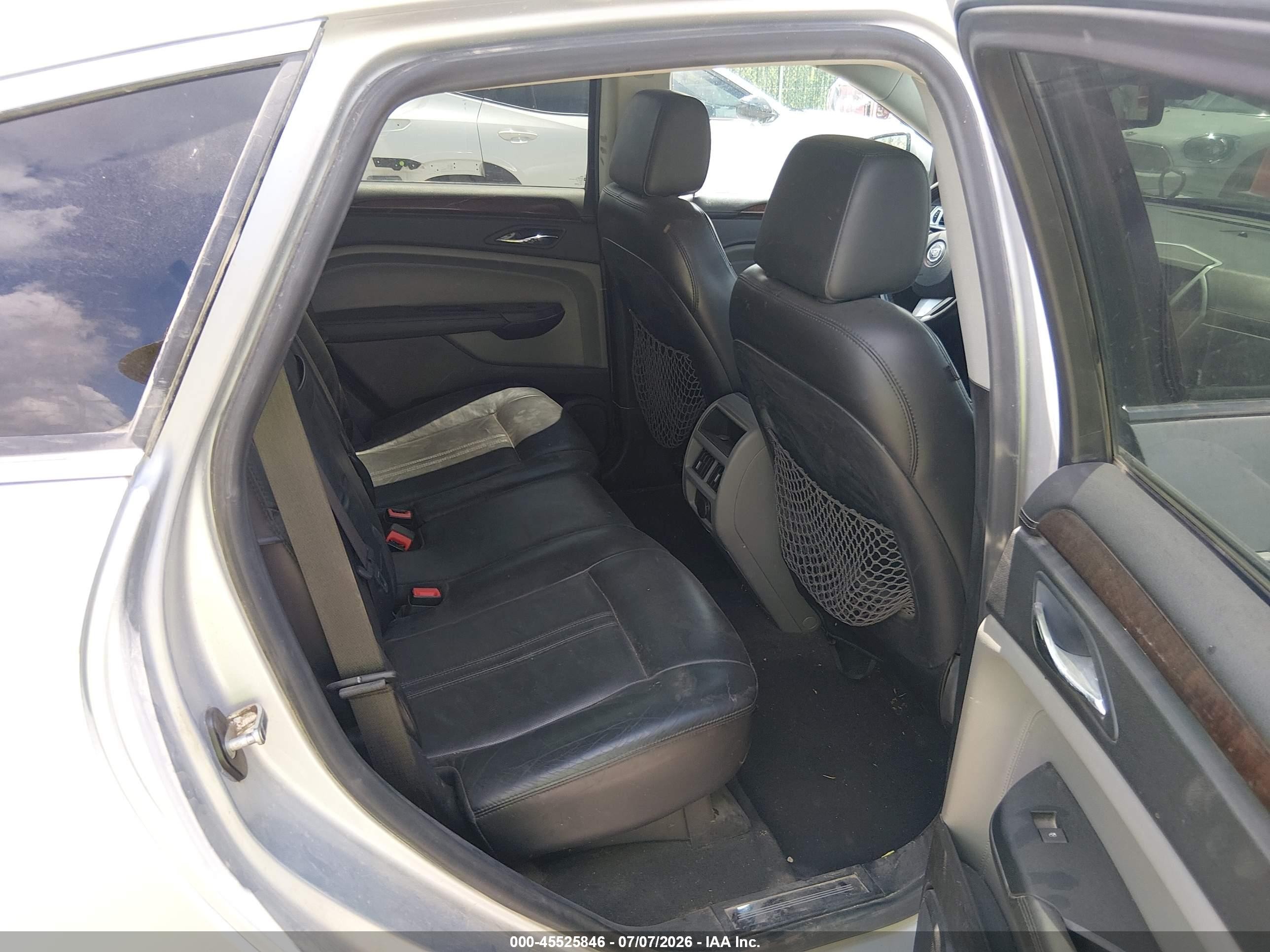 2011 Cadillac Srx Luxury Collection Silver vin: 3GYFNDEY9BS635144