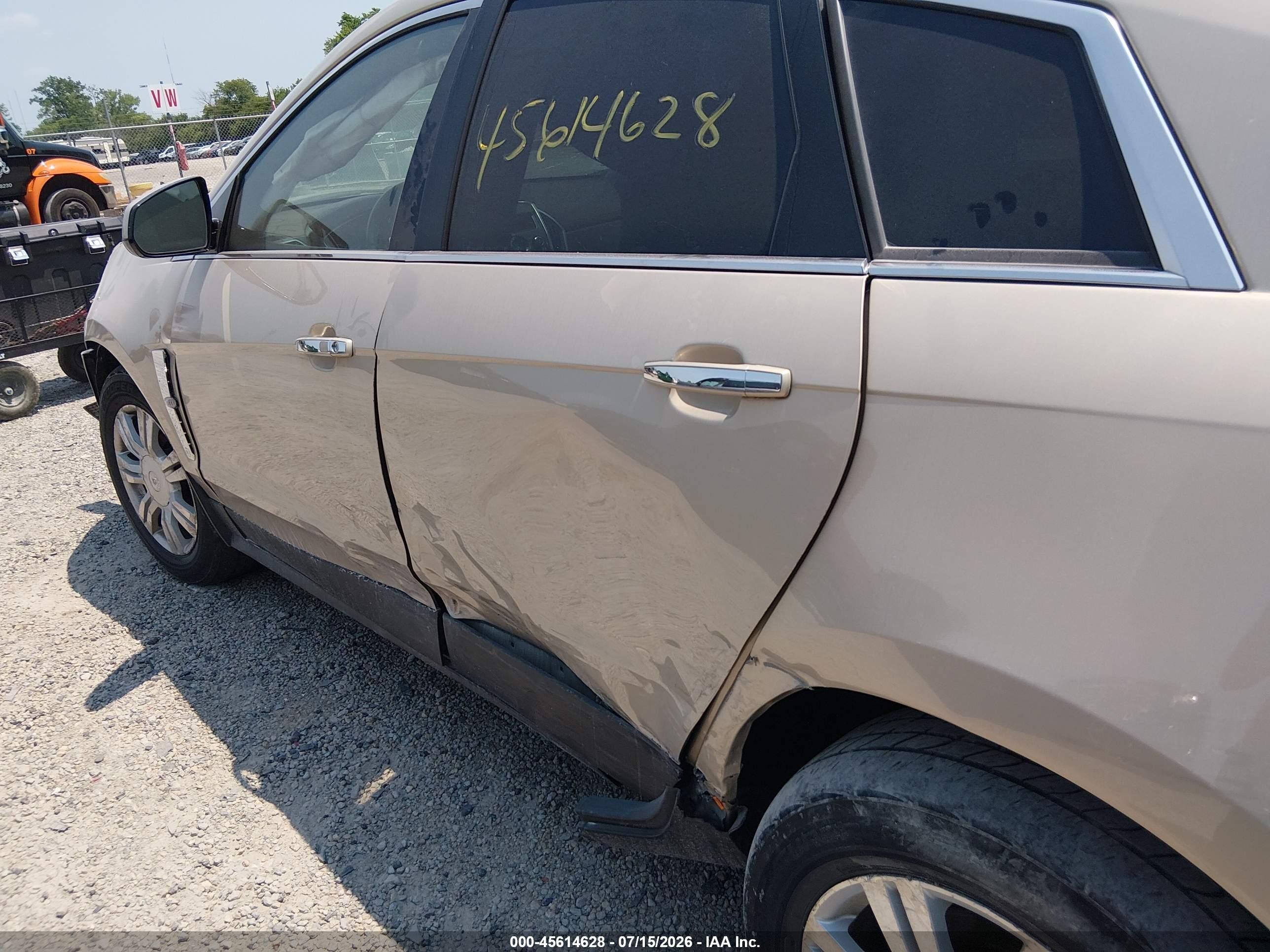 2011 Cadillac Srx Luxury Collection Champagne vin: 3GYFNDEYXBS528961