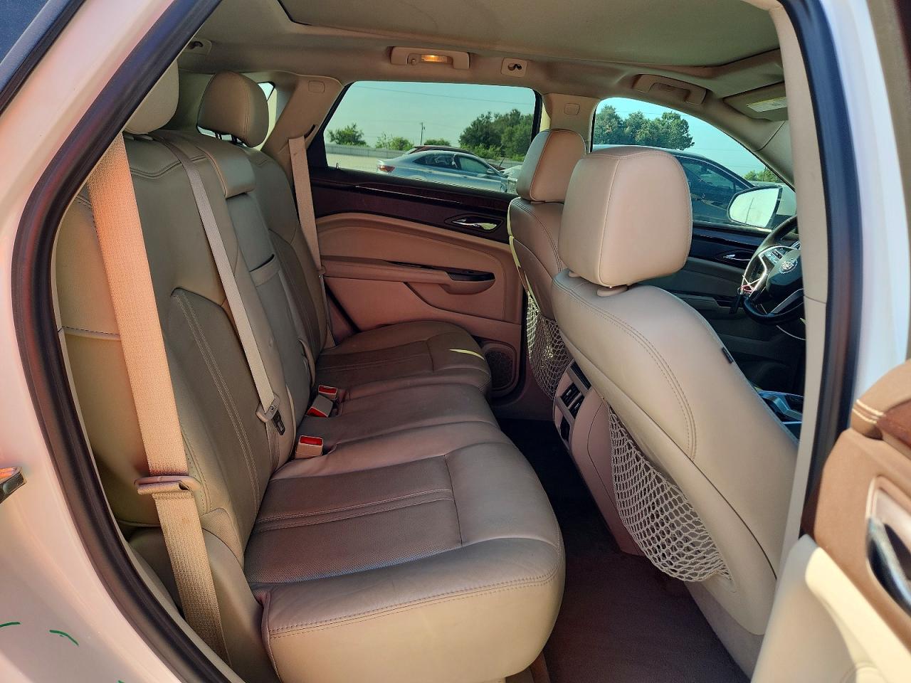 2014 Cadillac Srx Luxury Collection White vin: 3GYFNEE30ES653224