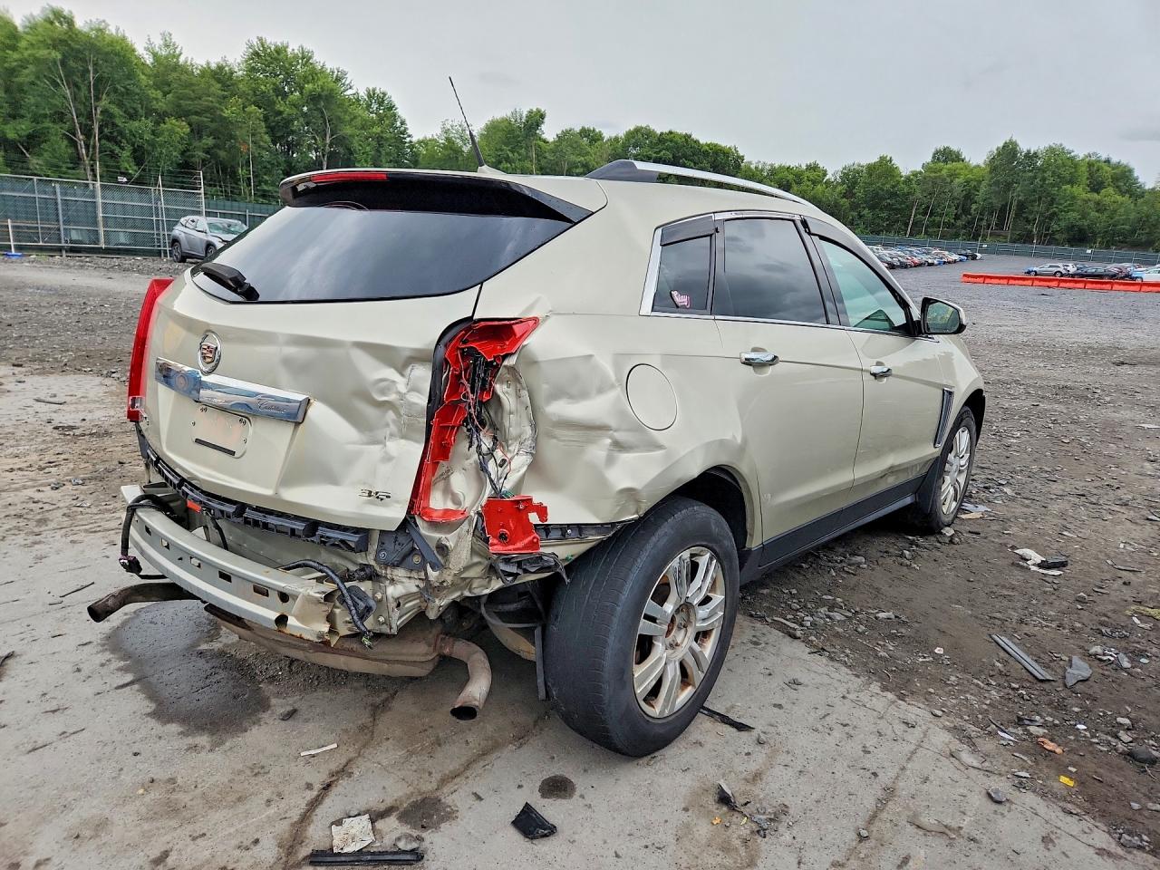 2014 Cadillac Srx Luxury Collection Gold vin: 3GYFNEE30ES685252