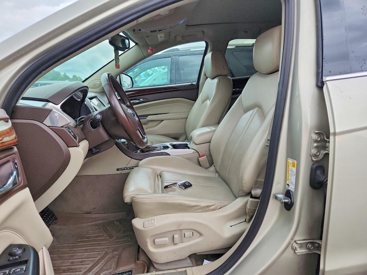 2014 Cadillac Srx Luxury Collection Gold vin: 3GYFNEE30ES685252