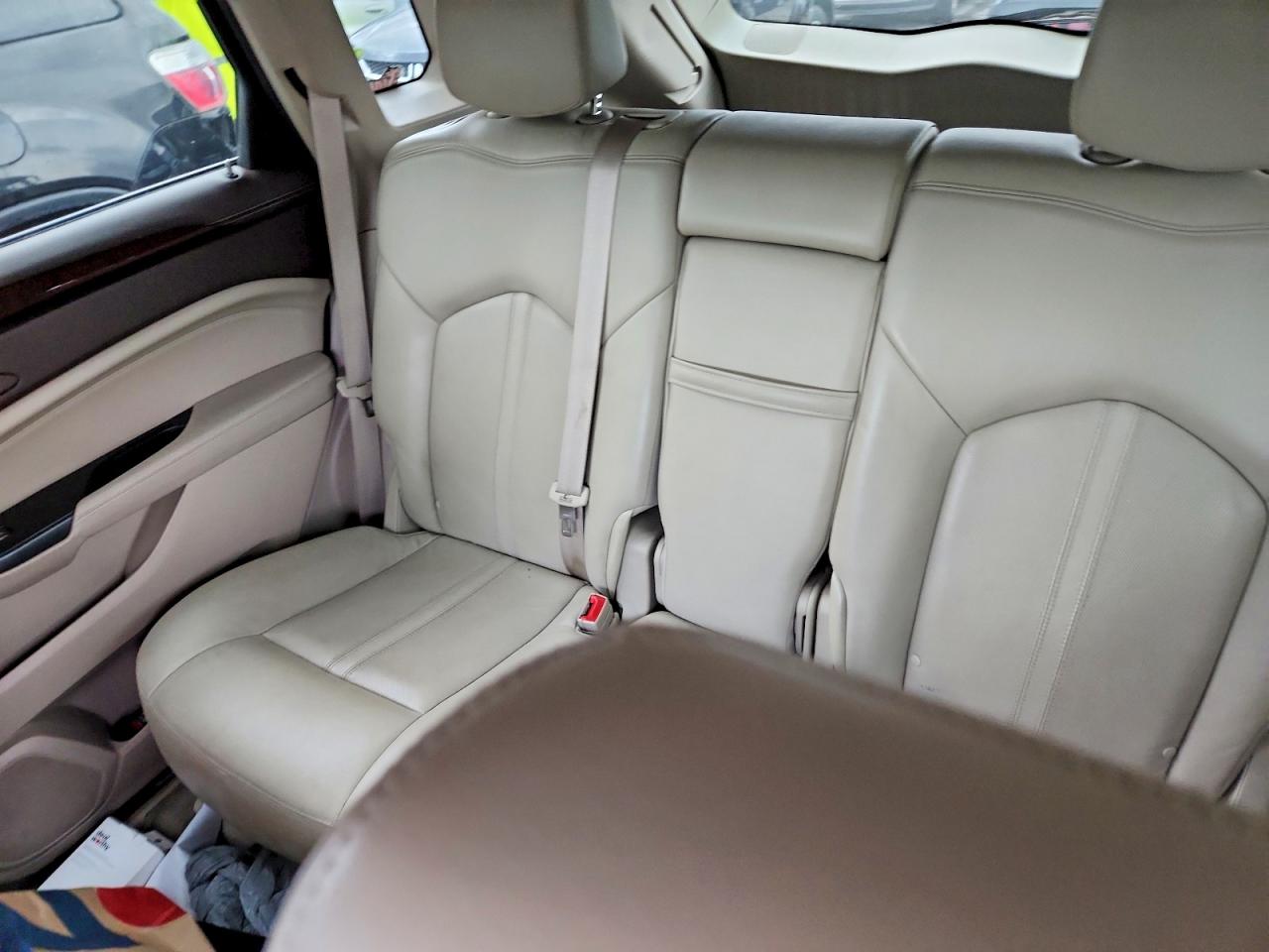 2014 Cadillac Srx Luxury Collection Gold vin: 3GYFNEE30ES685252