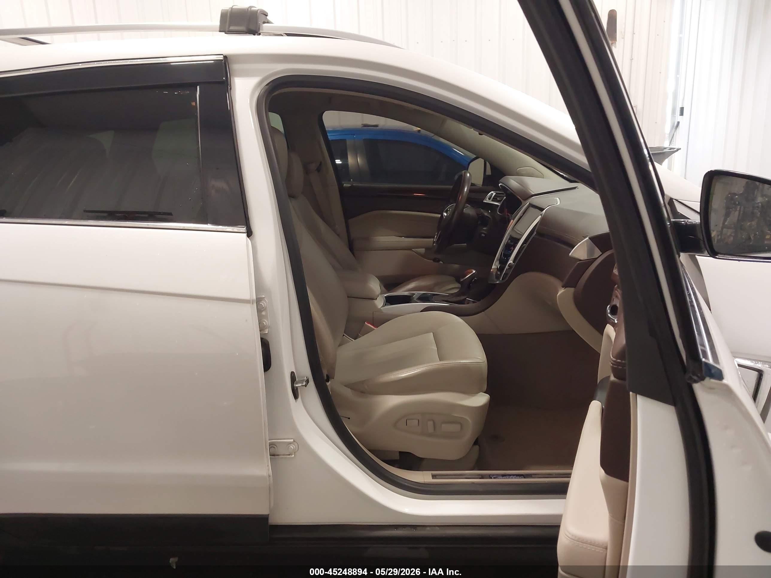 2014 Cadillac Srx Luxury Collection White vin: 3GYFNEE30ES687907