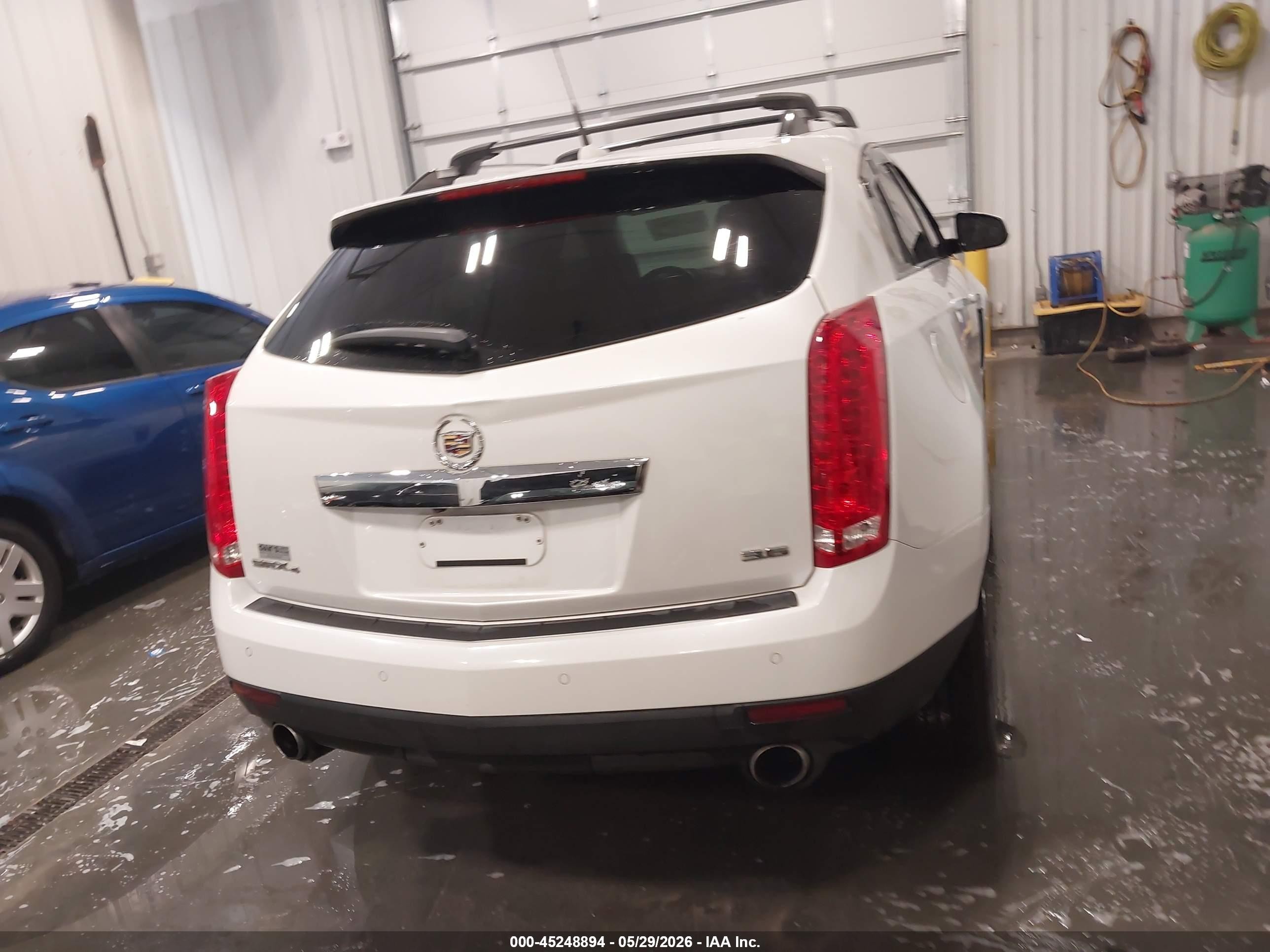 2014 Cadillac Srx Luxury Collection White vin: 3GYFNEE30ES687907