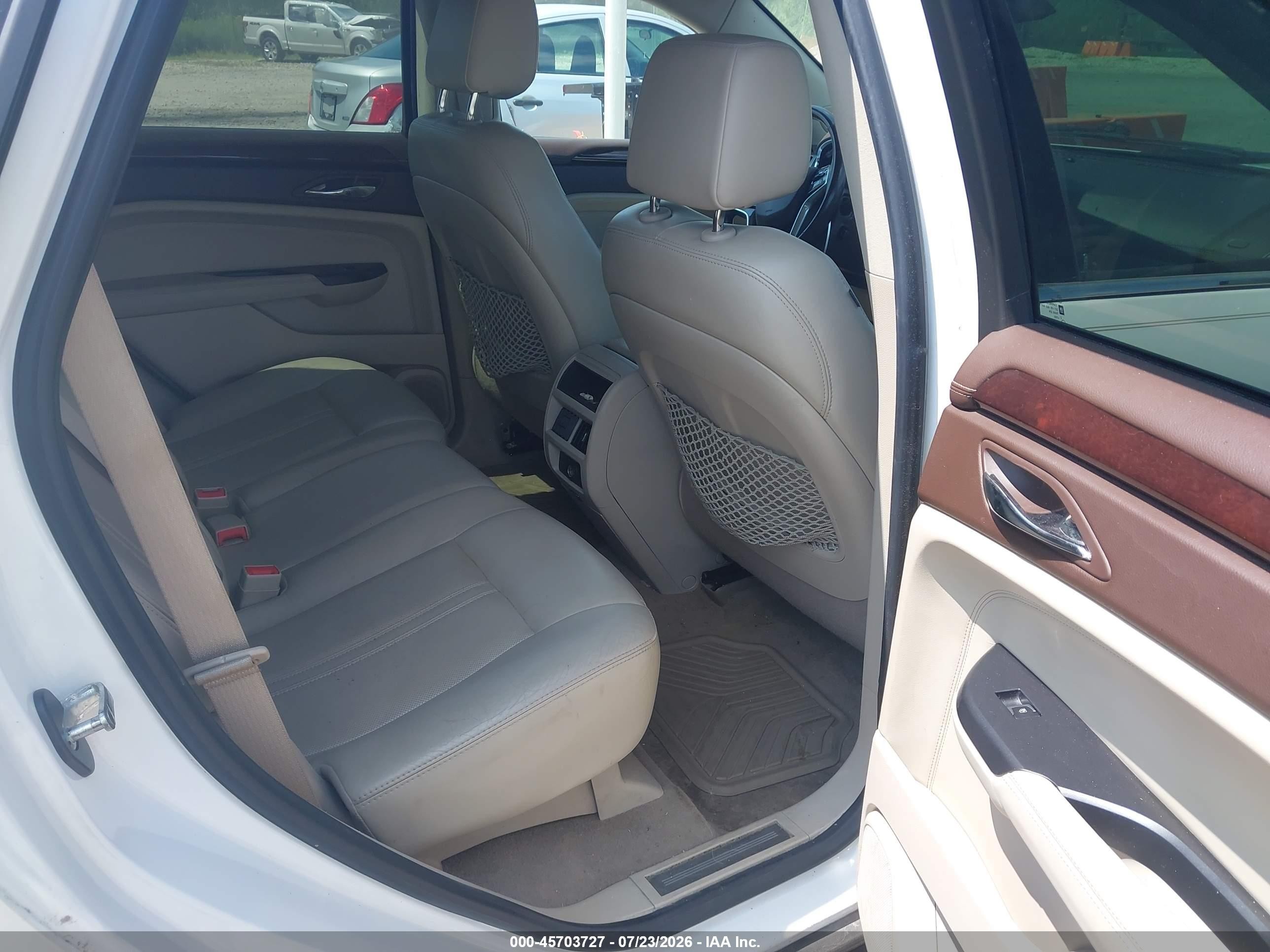 2014 Cadillac Srx Luxury Collection White vin: 3GYFNEE31ES587007