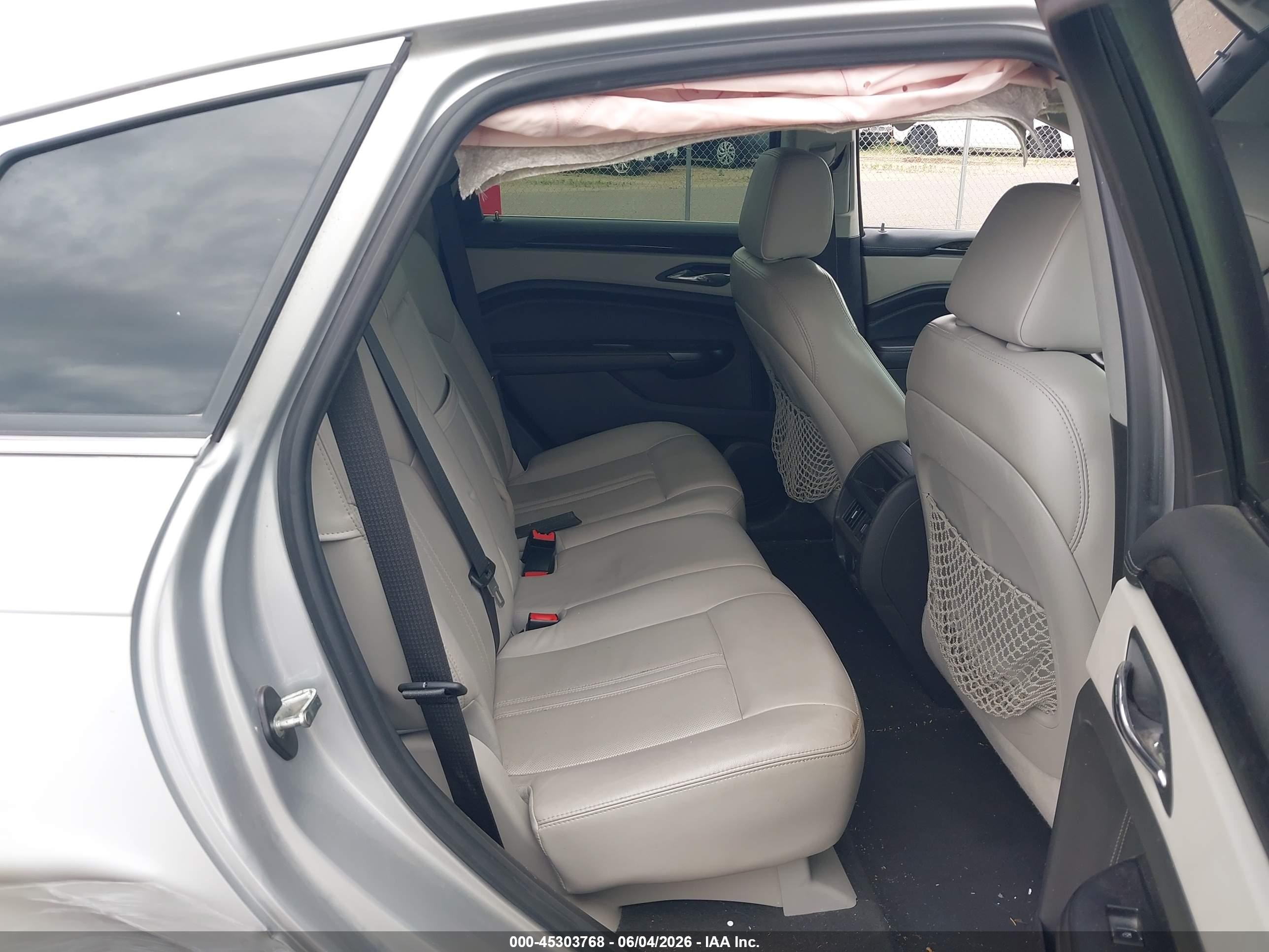 2014 Cadillac Srx Luxury Collection Silver vin: 3GYFNEE31ES686202