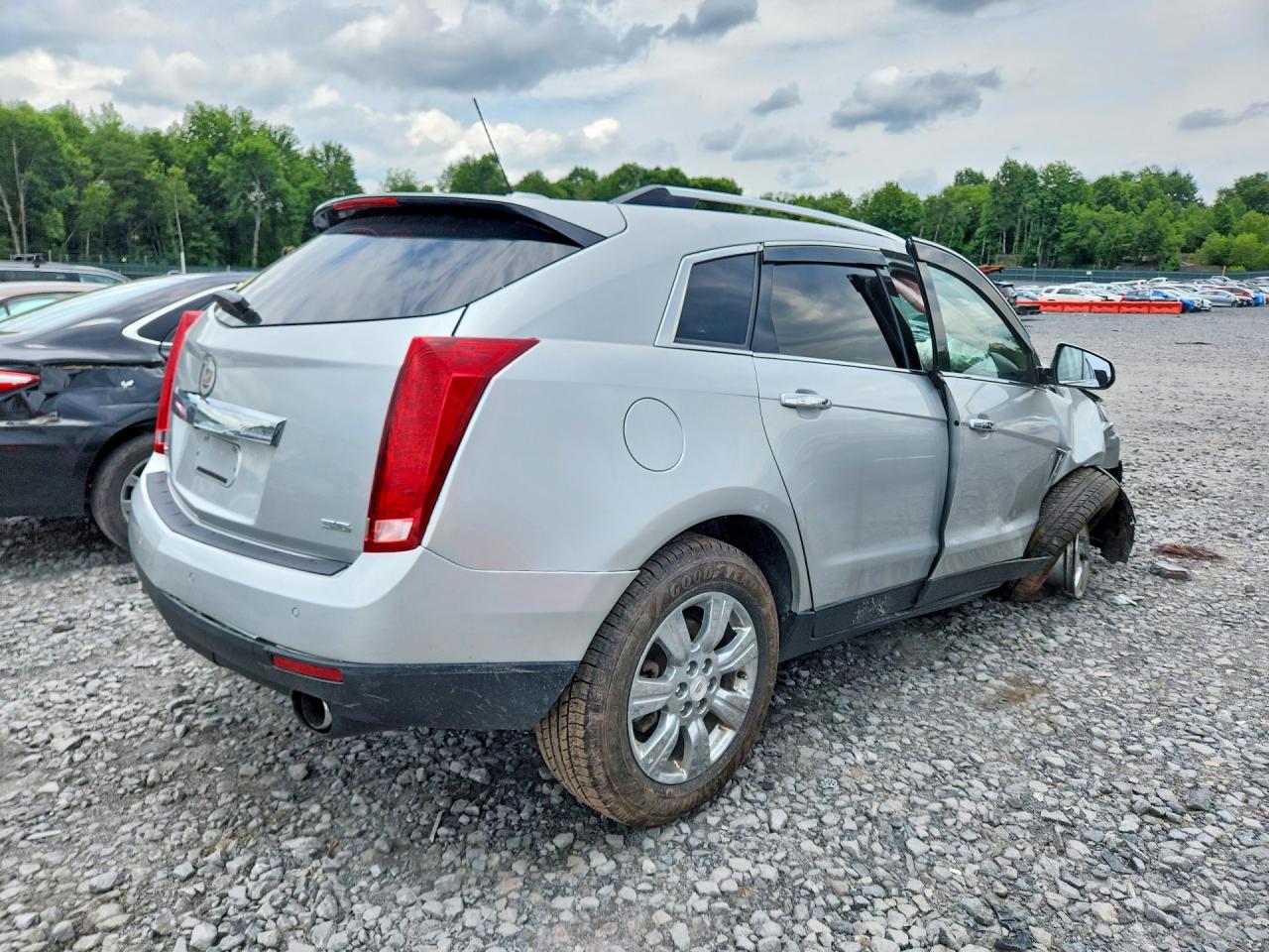 2015 Cadillac Srx Luxury Collection Silver vin: 3GYFNEE31FS611694