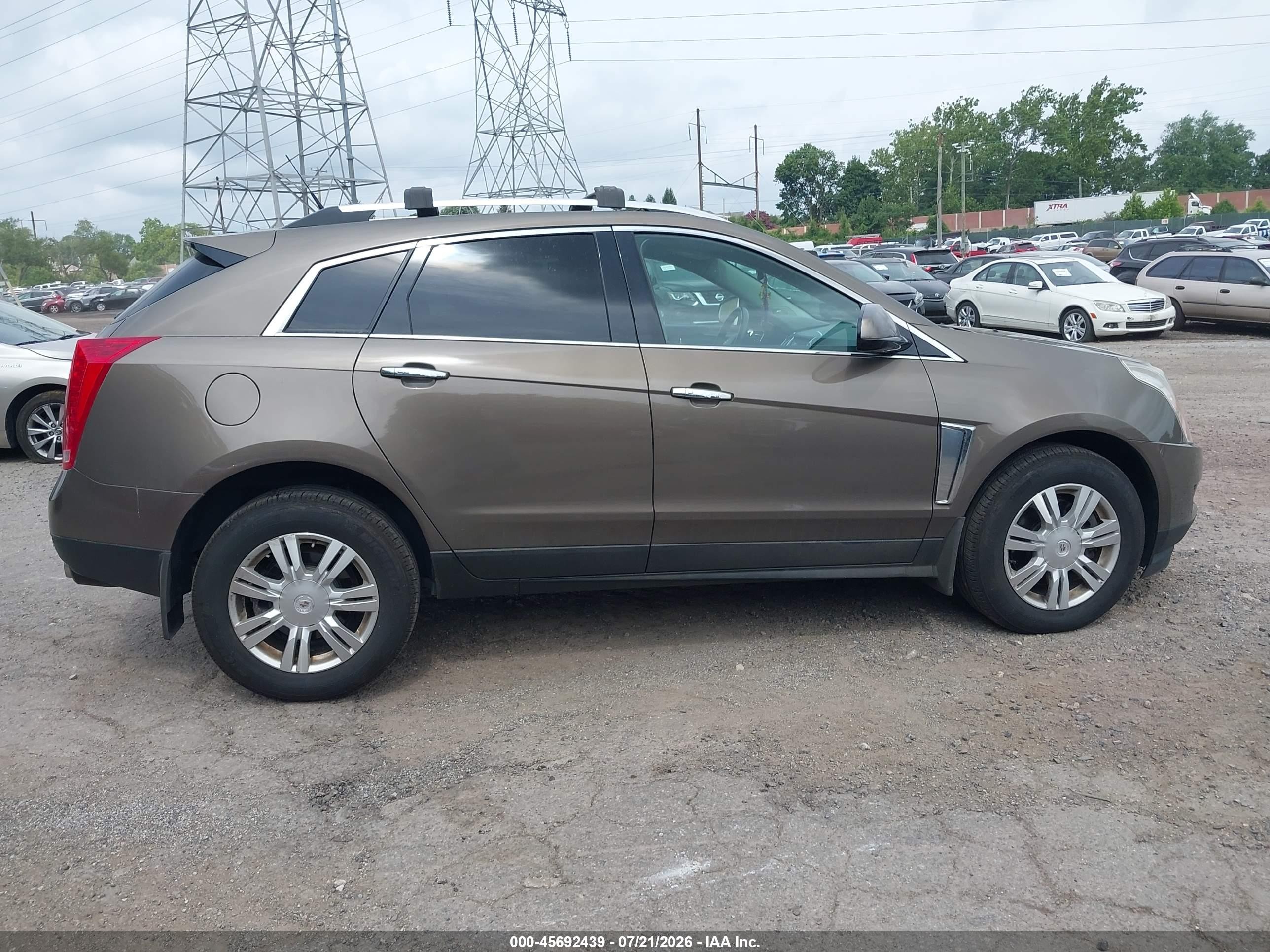 2014 Cadillac Srx Luxury Collection Коричневый vin: 3GYFNEE32ES549690
