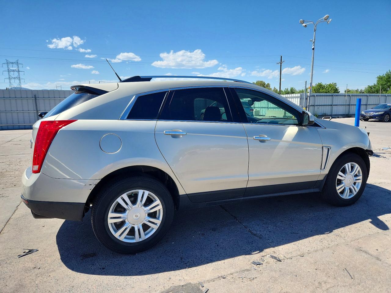 2014 Cadillac Srx Luxury Collection Gold vin: 3GYFNEE32ES609094