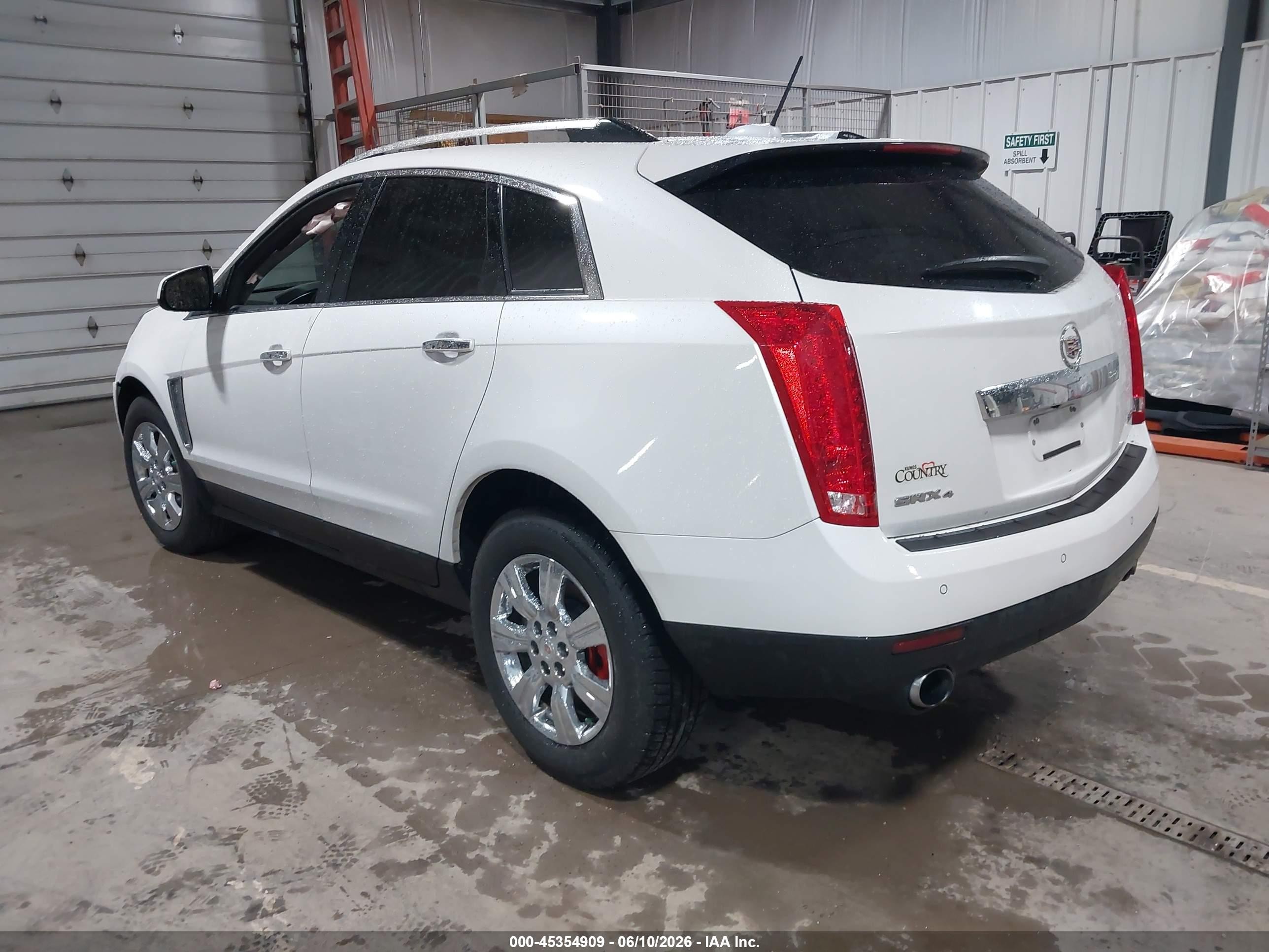 2015 Cadillac Srx Luxury Collection Белый vin: 3GYFNEE32FS527867