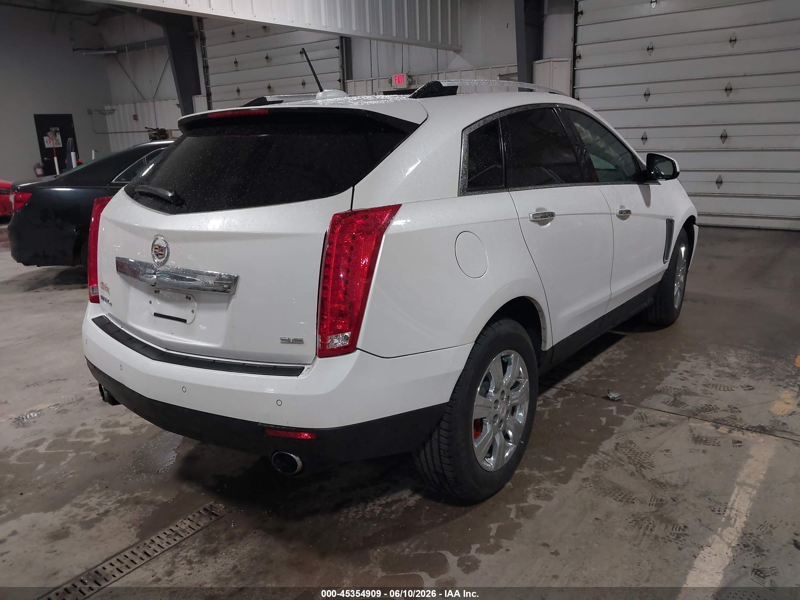2015 Cadillac Srx Luxury Collection Белый vin: 3GYFNEE32FS527867
