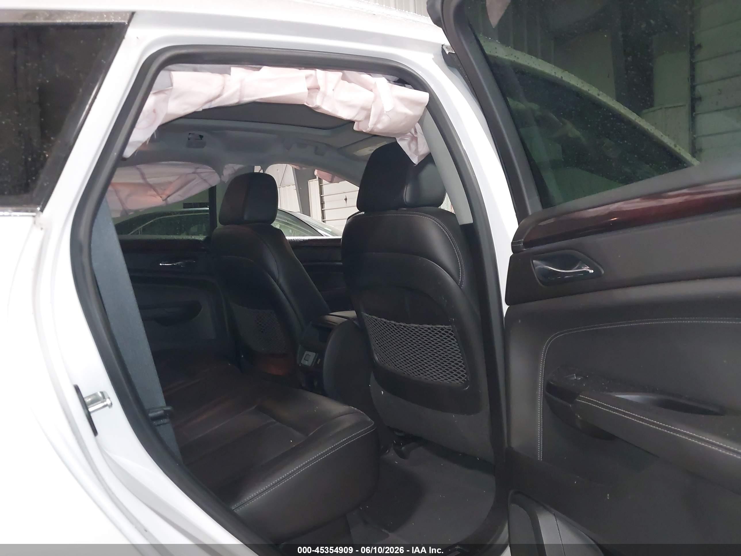2015 Cadillac Srx Luxury Collection Белый vin: 3GYFNEE32FS527867