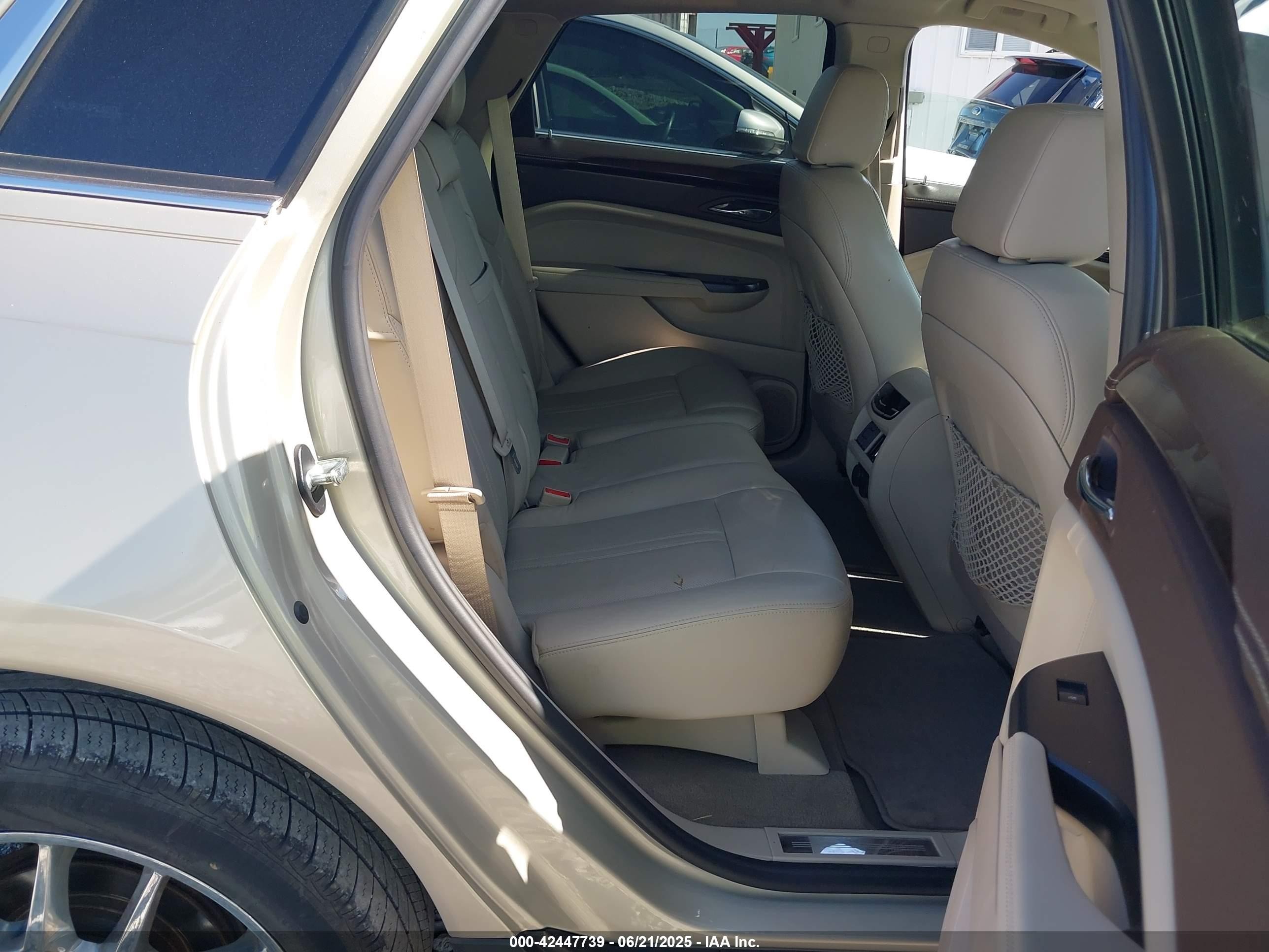 2013 Cadillac Srx Premium Collection Gold vin: 3GYFNEE33DS532234