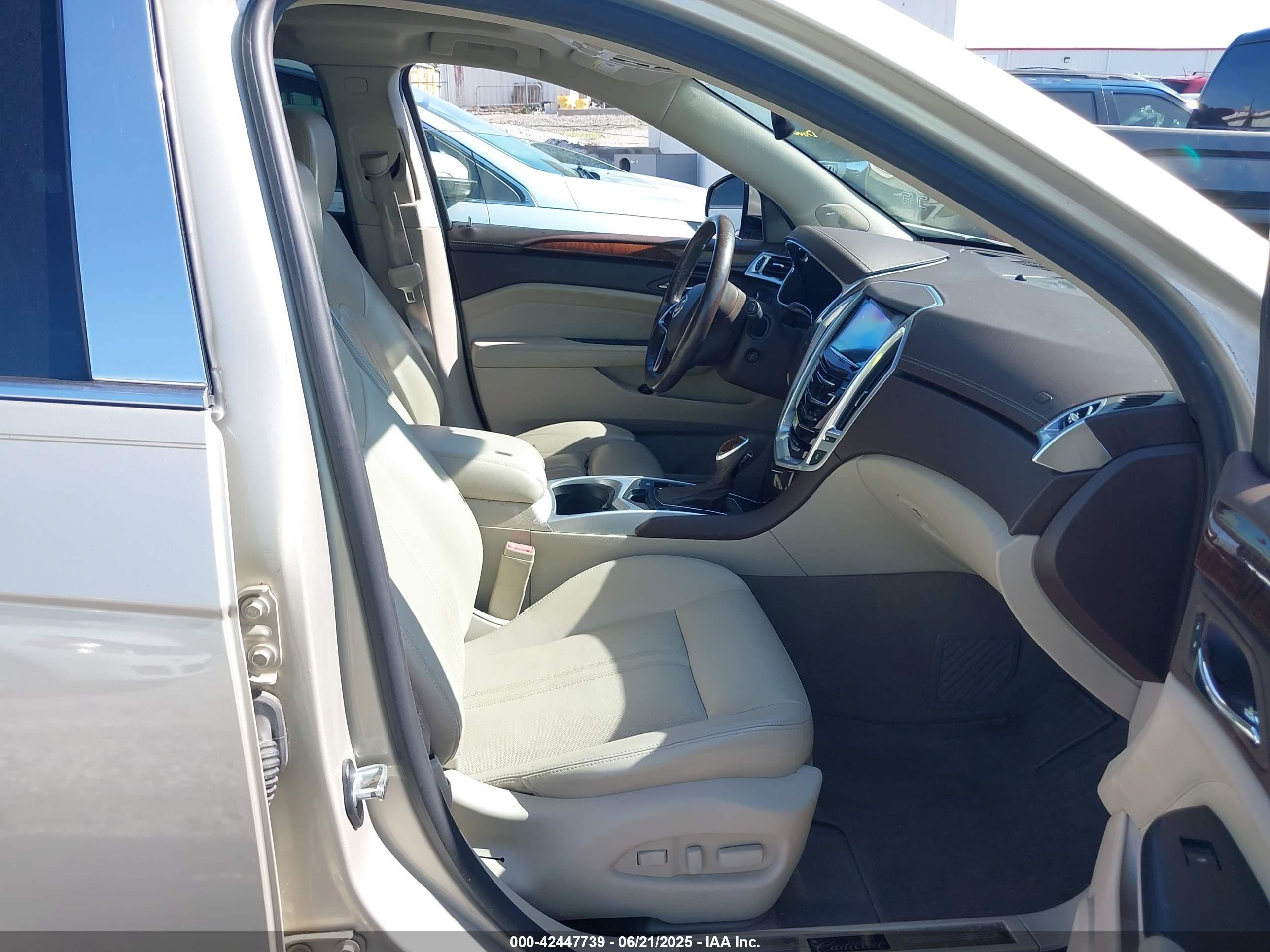 2013 Cadillac Srx Premium Collection Gold vin: 3GYFNEE33DS532234