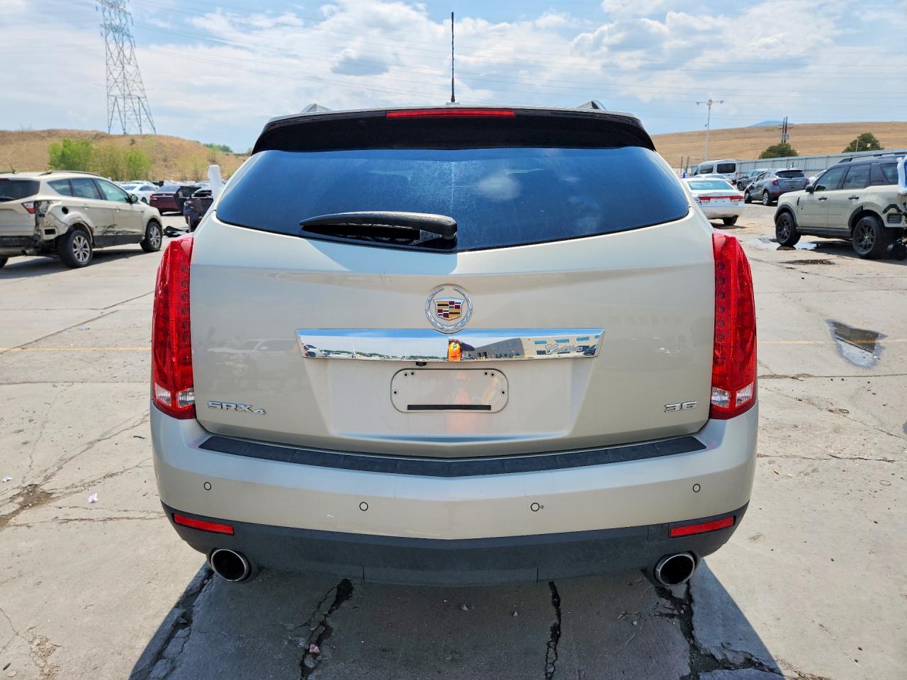2015 Cadillac Srx Luxury Collection Tan vin: 3GYFNEE33FS628206