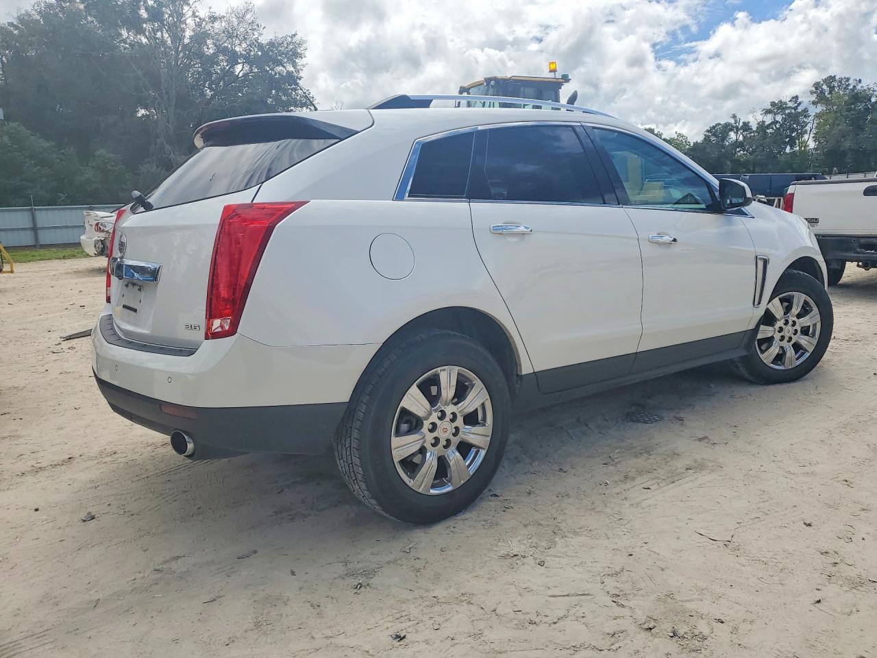 2015 Cadillac Srx Luxury Collection White vin: 3GYFNEE36FS596321