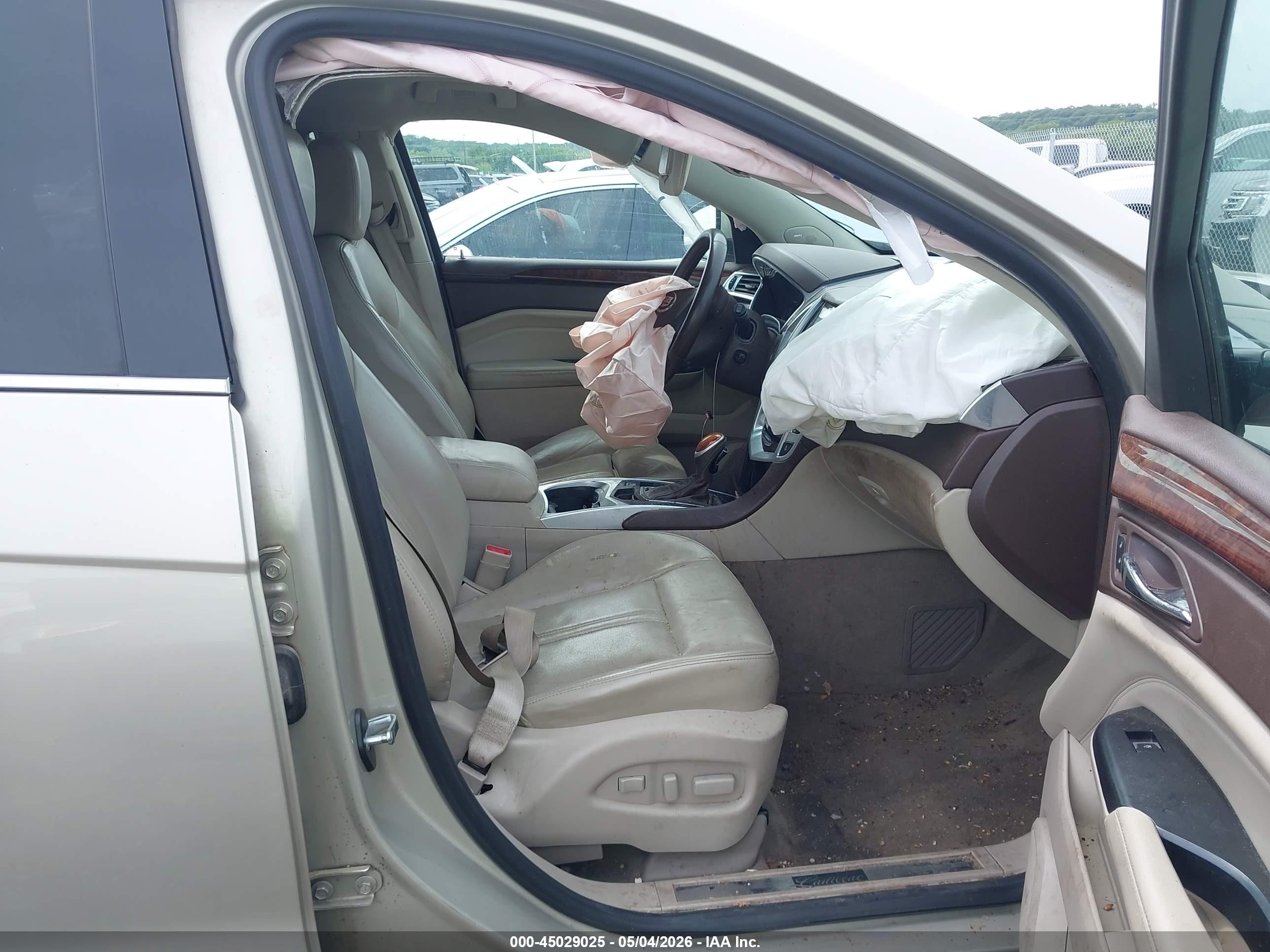 2014 Cadillac Srx Luxury Collection Tan vin: 3GYFNEE37ES687659