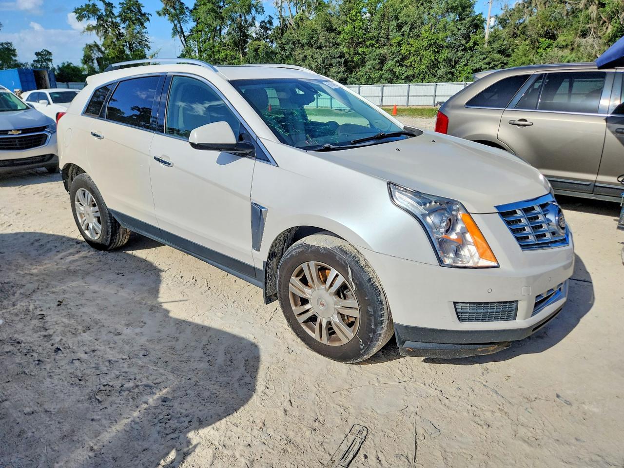 2015 Cadillac Srx Luxury Collection Белый vin: 3GYFNEE37FS573422