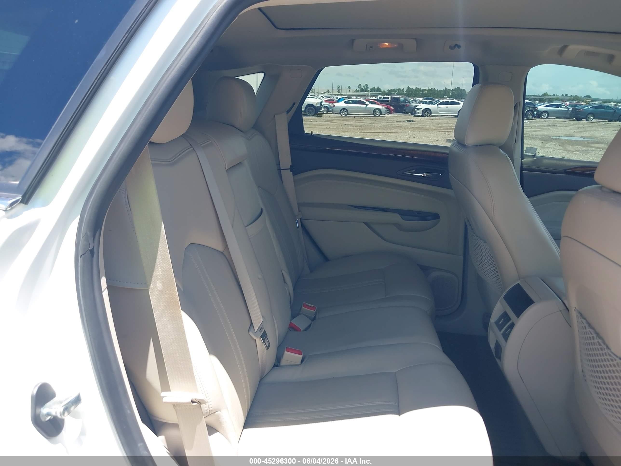 2015 Cadillac Srx Luxury Collection White vin: 3GYFNEE38FS557519