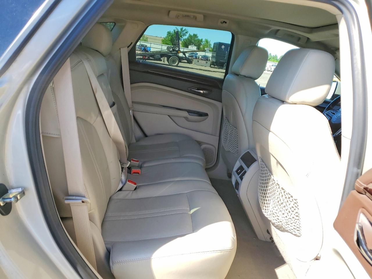 2014 Cadillac Srx Luxury Collection Cream vin: 3GYFNEE39ES610484