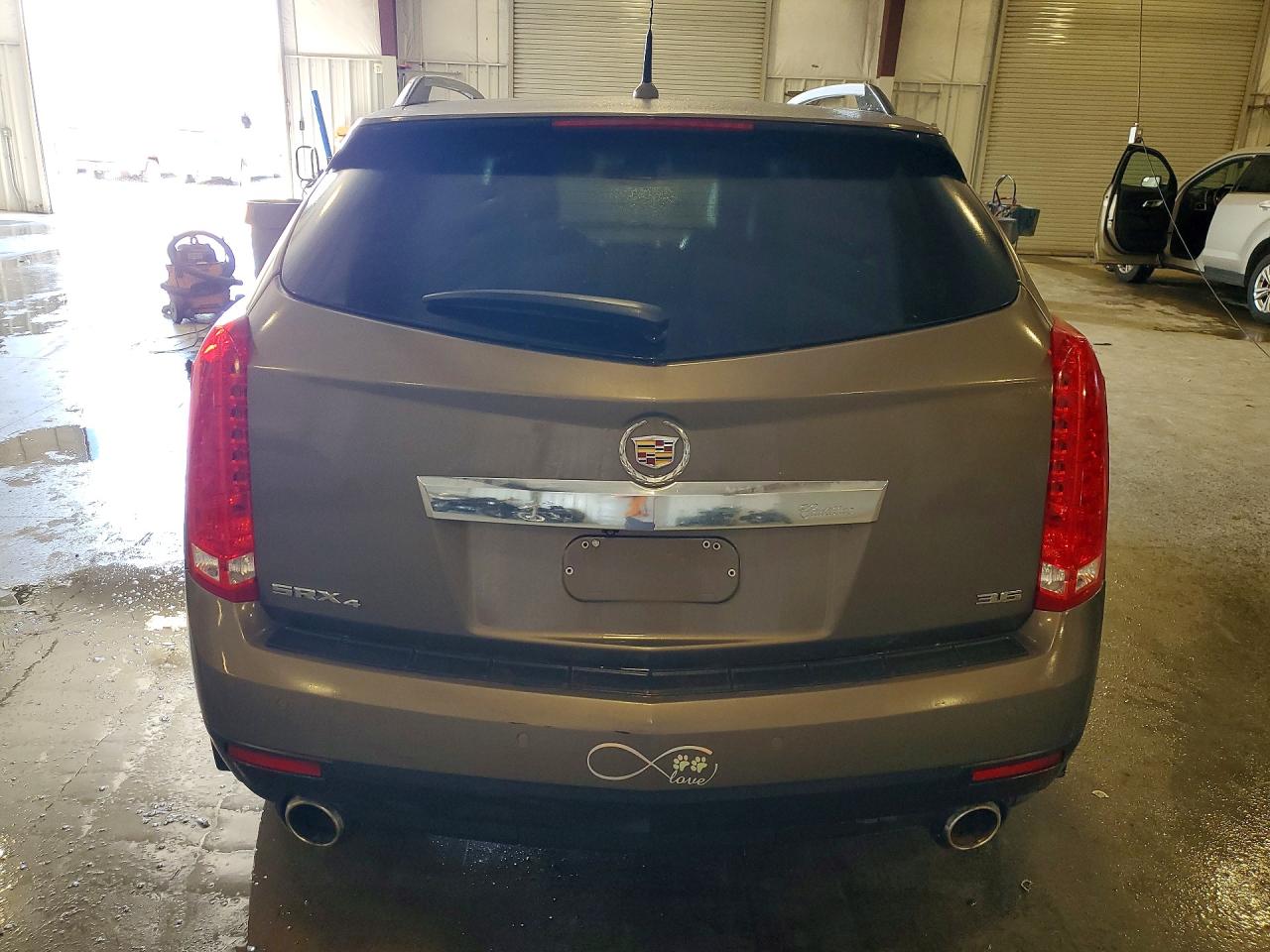 2014 Cadillac Srx Luxury Collection Коричневый vin: 3GYFNEE39ES641069