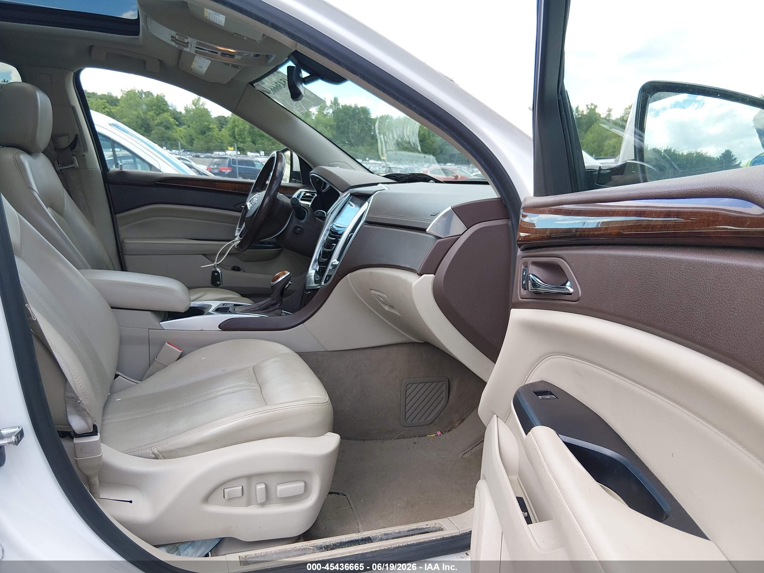 2015 Cadillac Srx Luxury Collection White vin: 3GYFNEE39FS556377