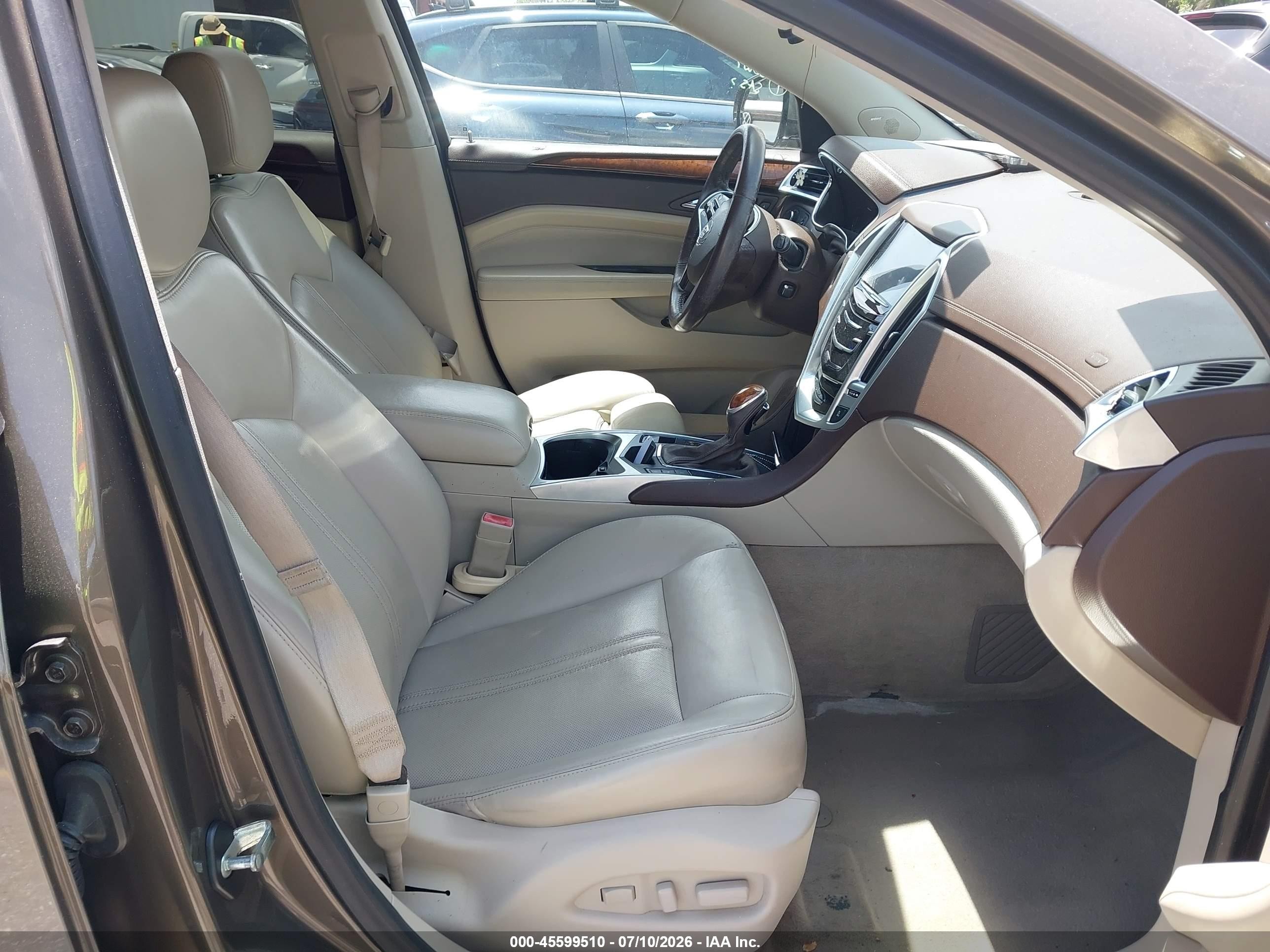 2014 Cadillac Srx Luxury Collection Коричневый vin: 3GYFNEE3XES675876