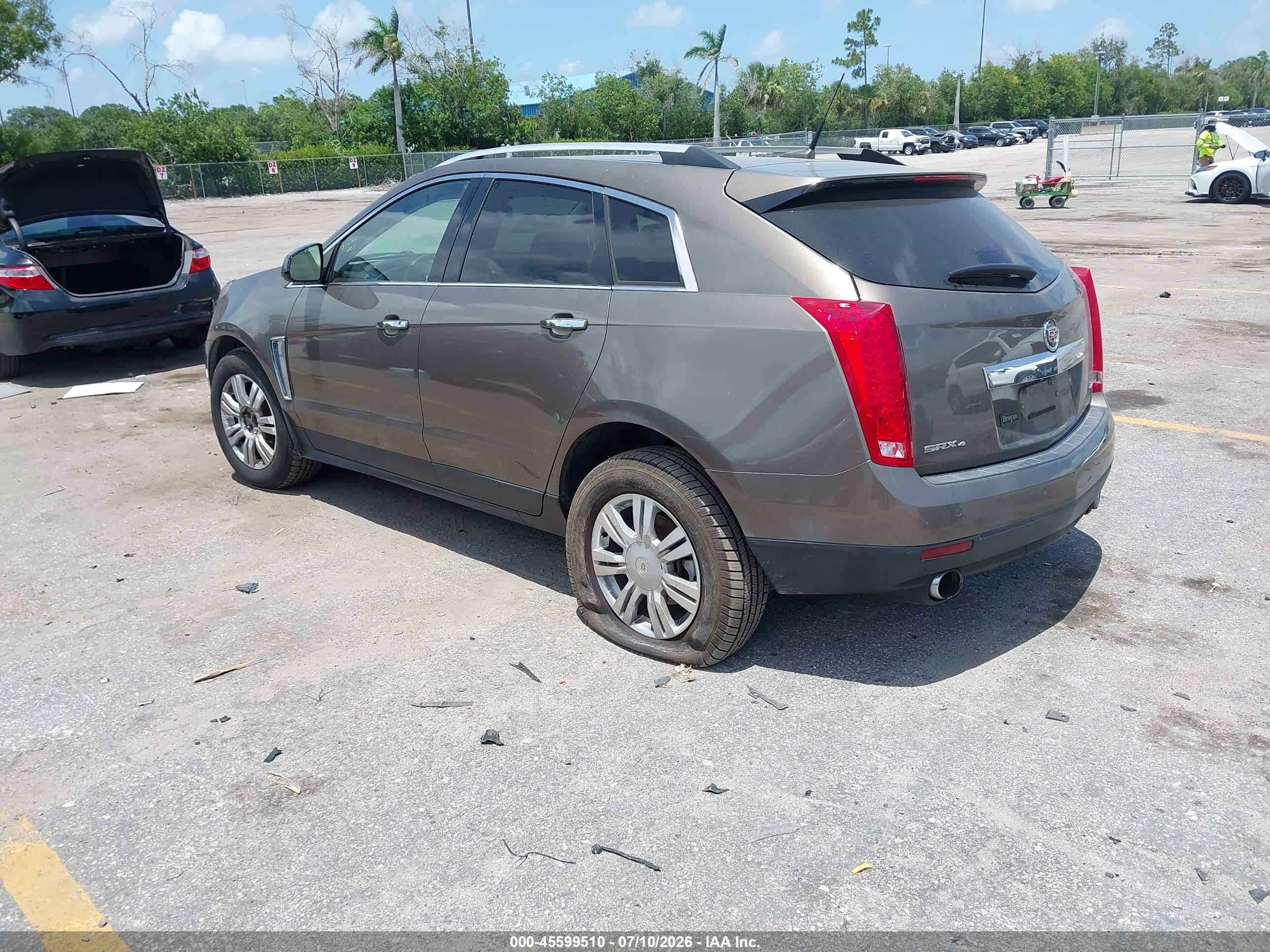 2014 Cadillac Srx Luxury Collection Коричневый vin: 3GYFNEE3XES675876