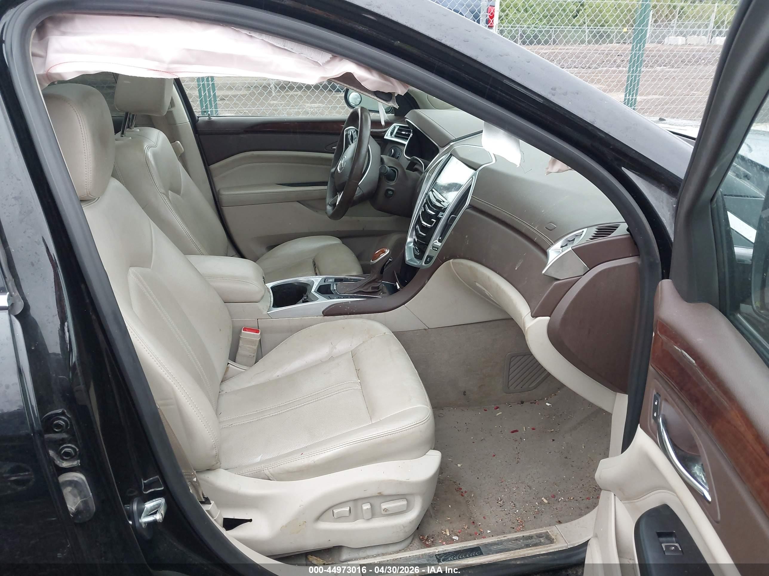 2015 Cadillac Srx Luxury Collection Черный vin: 3GYFNEE3XFS545789
