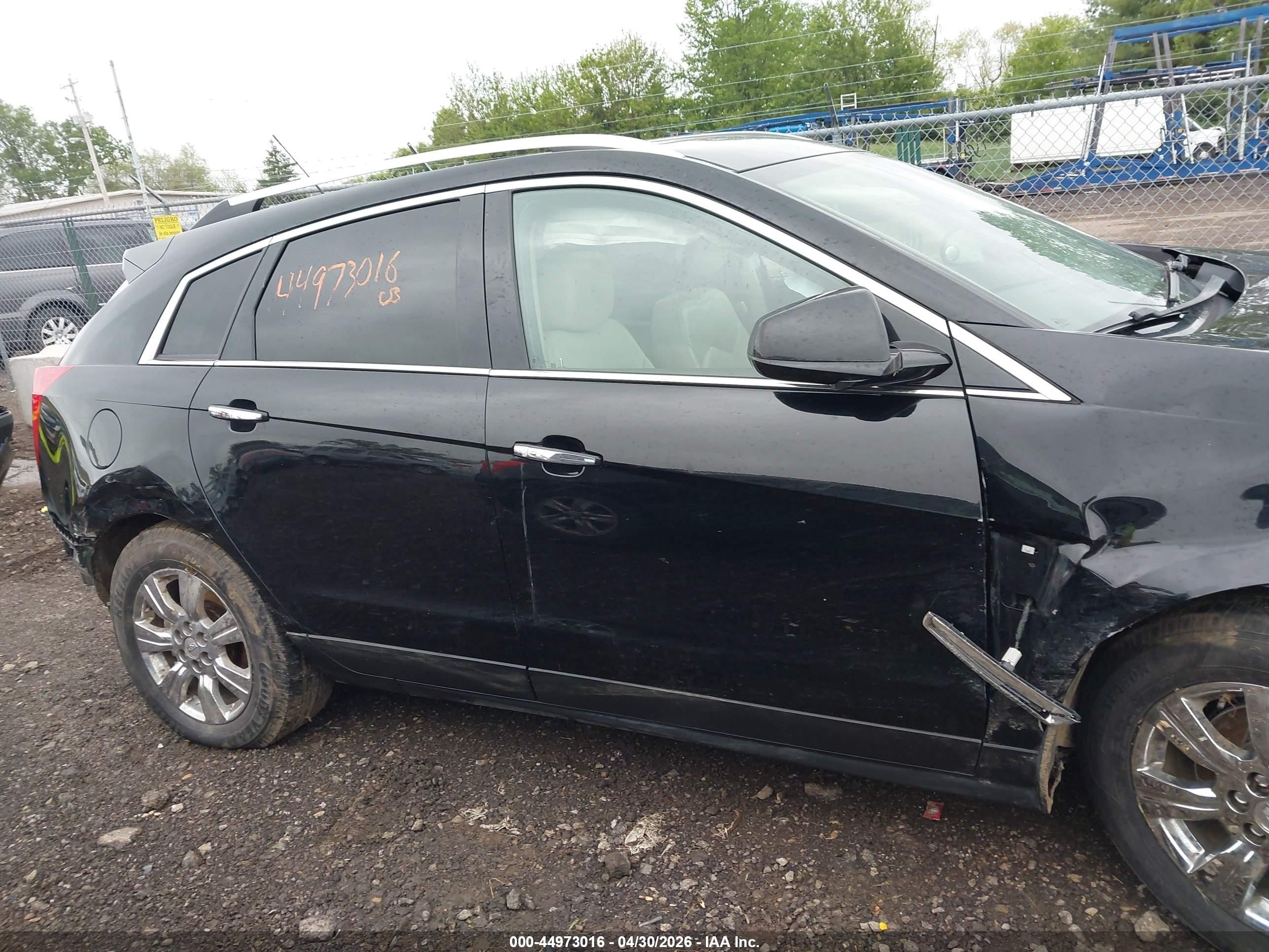 2015 Cadillac Srx Luxury Collection Черный vin: 3GYFNEE3XFS545789