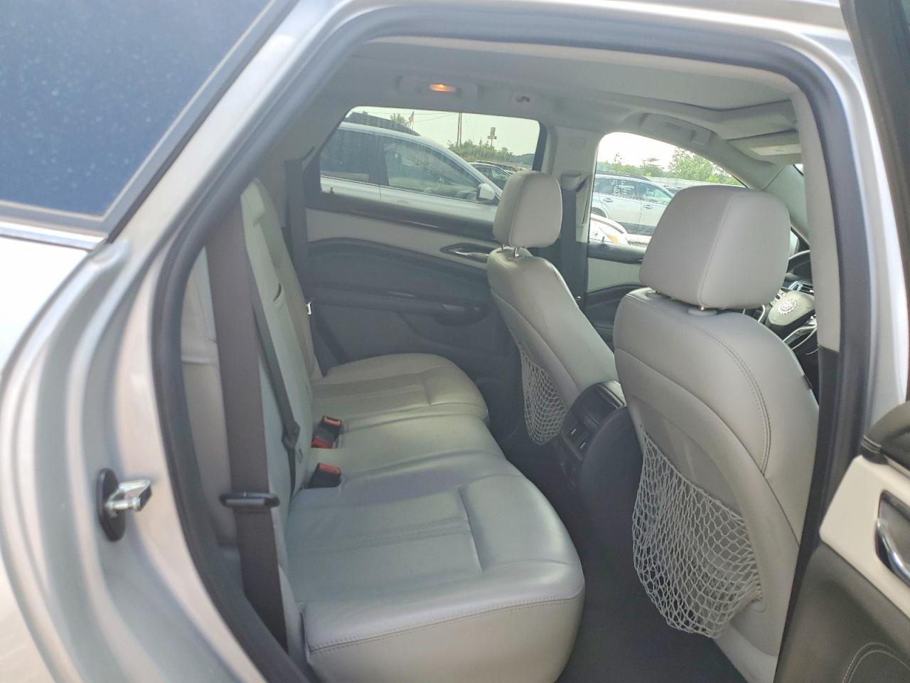 2015 Cadillac Srx Luxury Collection Silver vin: 3GYFNEE3XFS594443