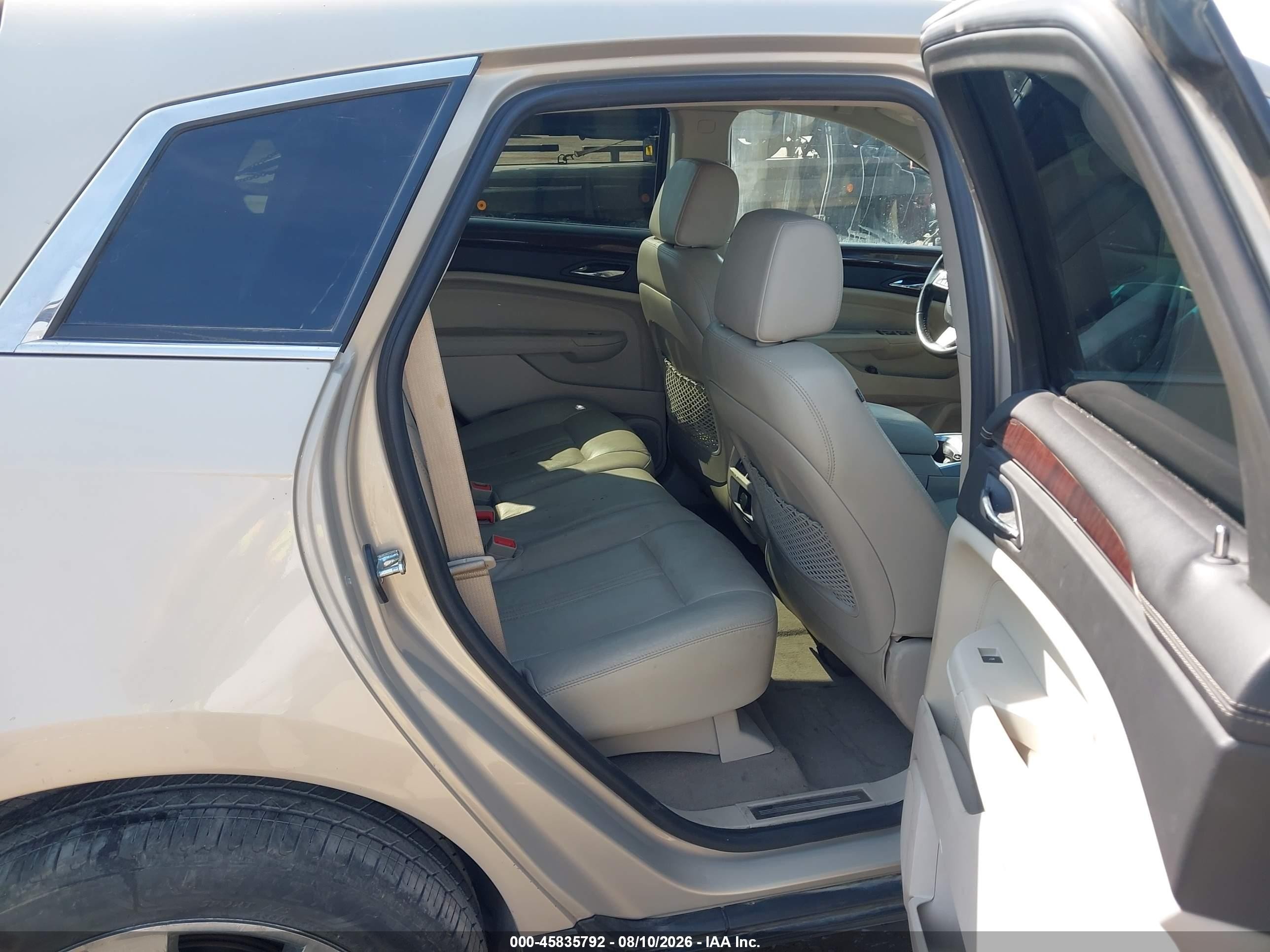 2011 Cadillac Srx Performance Collection Gold vin: 3GYFNEEY9BS512790
