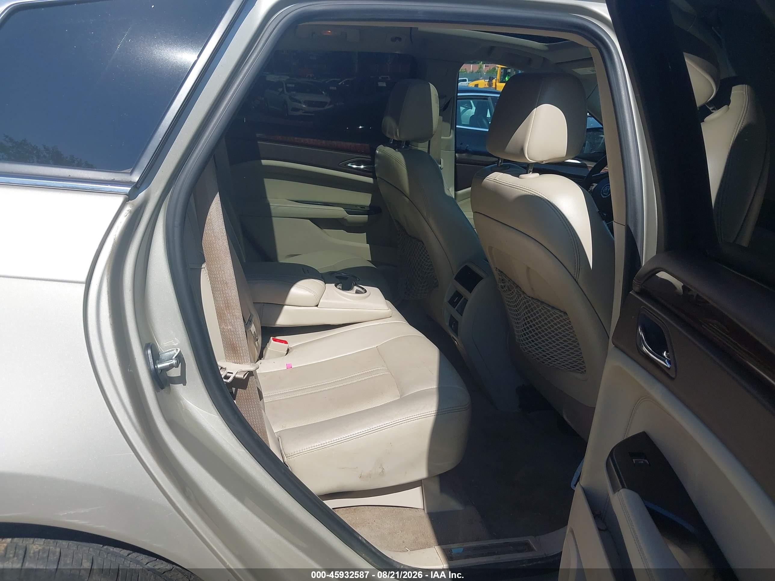 2014 Cadillac Srx Performance Collection Gold vin: 3GYFNFE31ES680194
