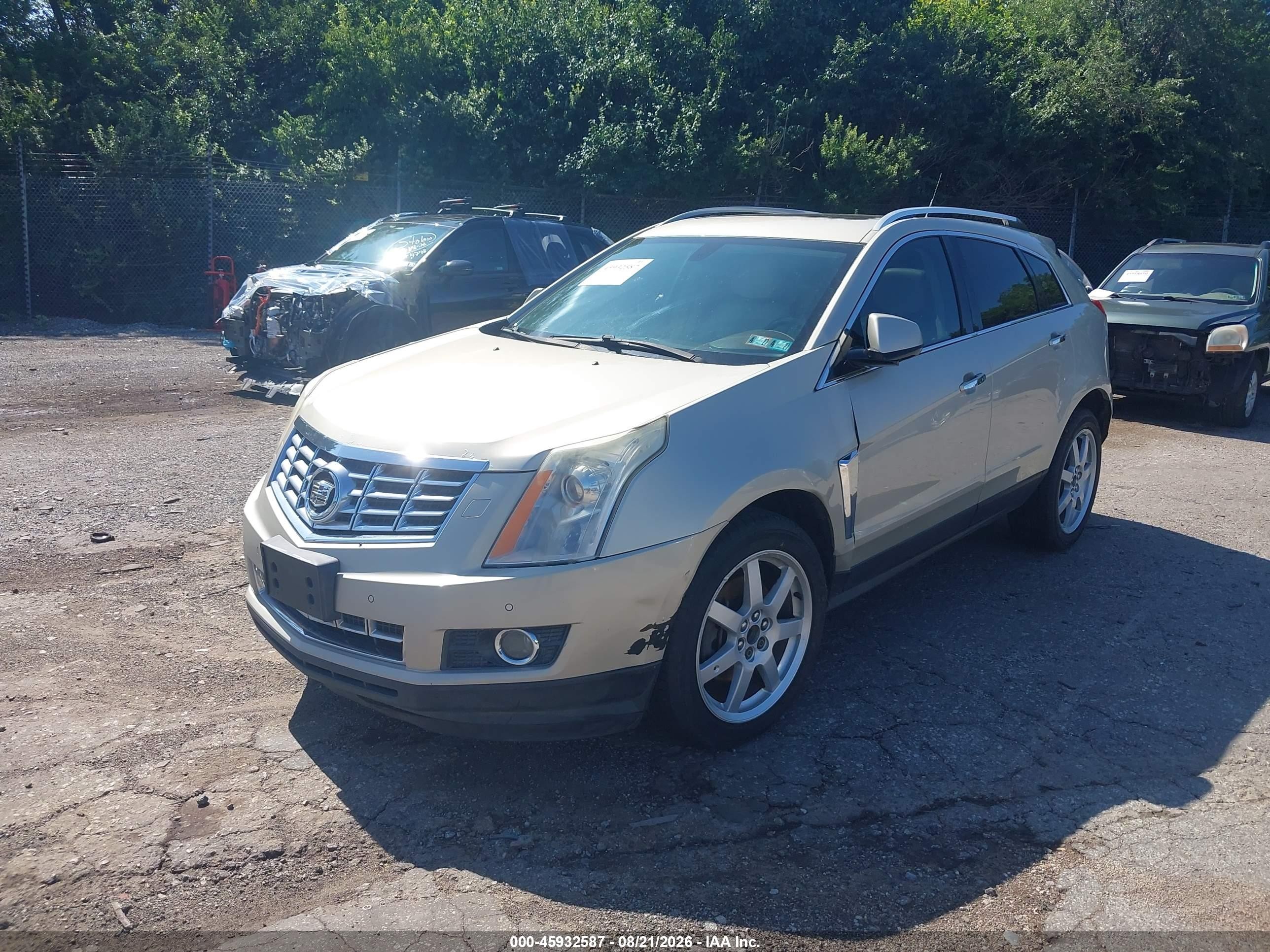 2014 Cadillac Srx Performance Collection Gold vin: 3GYFNFE31ES680194