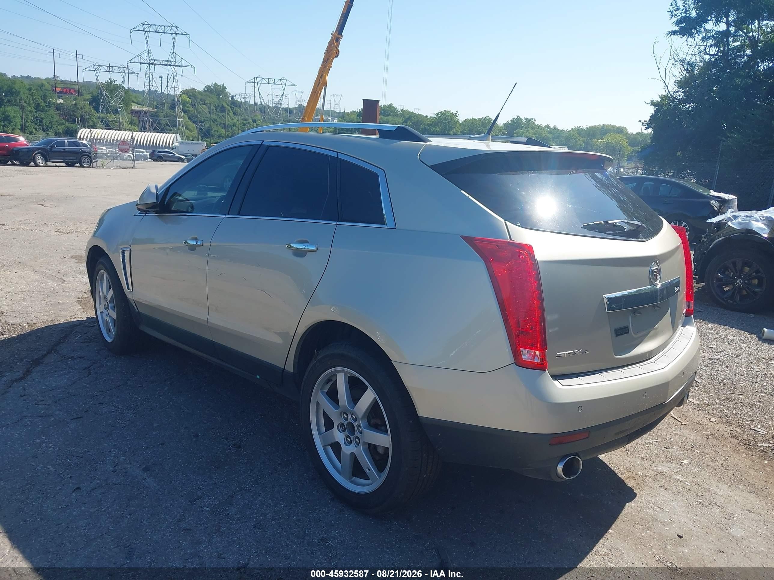 2014 Cadillac Srx Performance Collection Gold vin: 3GYFNFE31ES680194