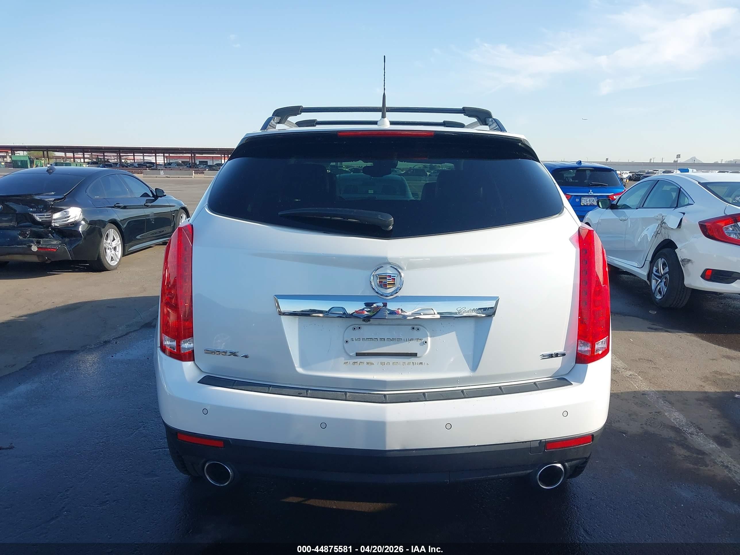 2014 Cadillac Srx Performance Collection White vin: 3GYFNFE32ES654736