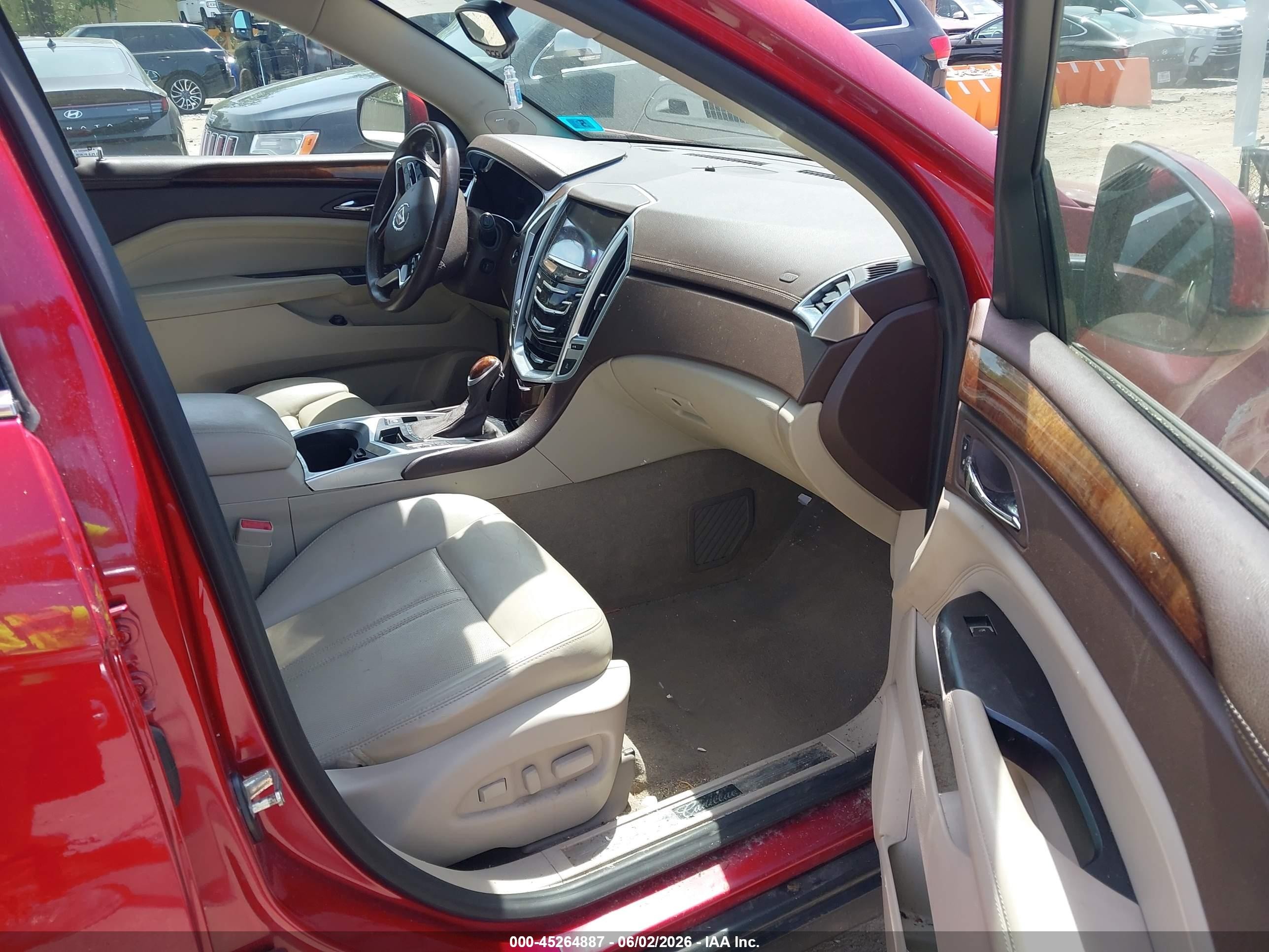 2015 Cadillac Srx Performance Collection Красный vin: 3GYFNFE32FS547929